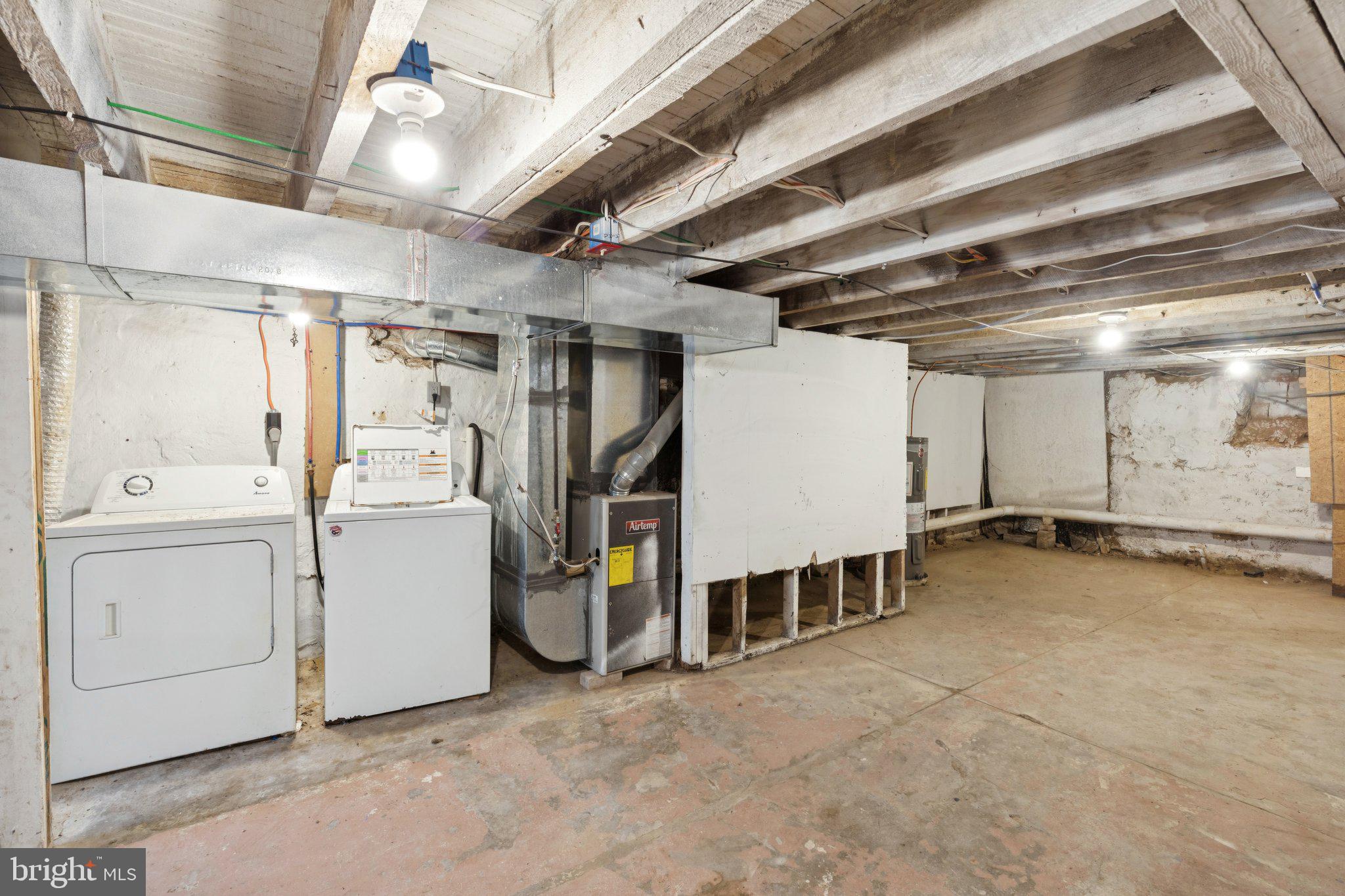 WEST OAK LANE - Residential