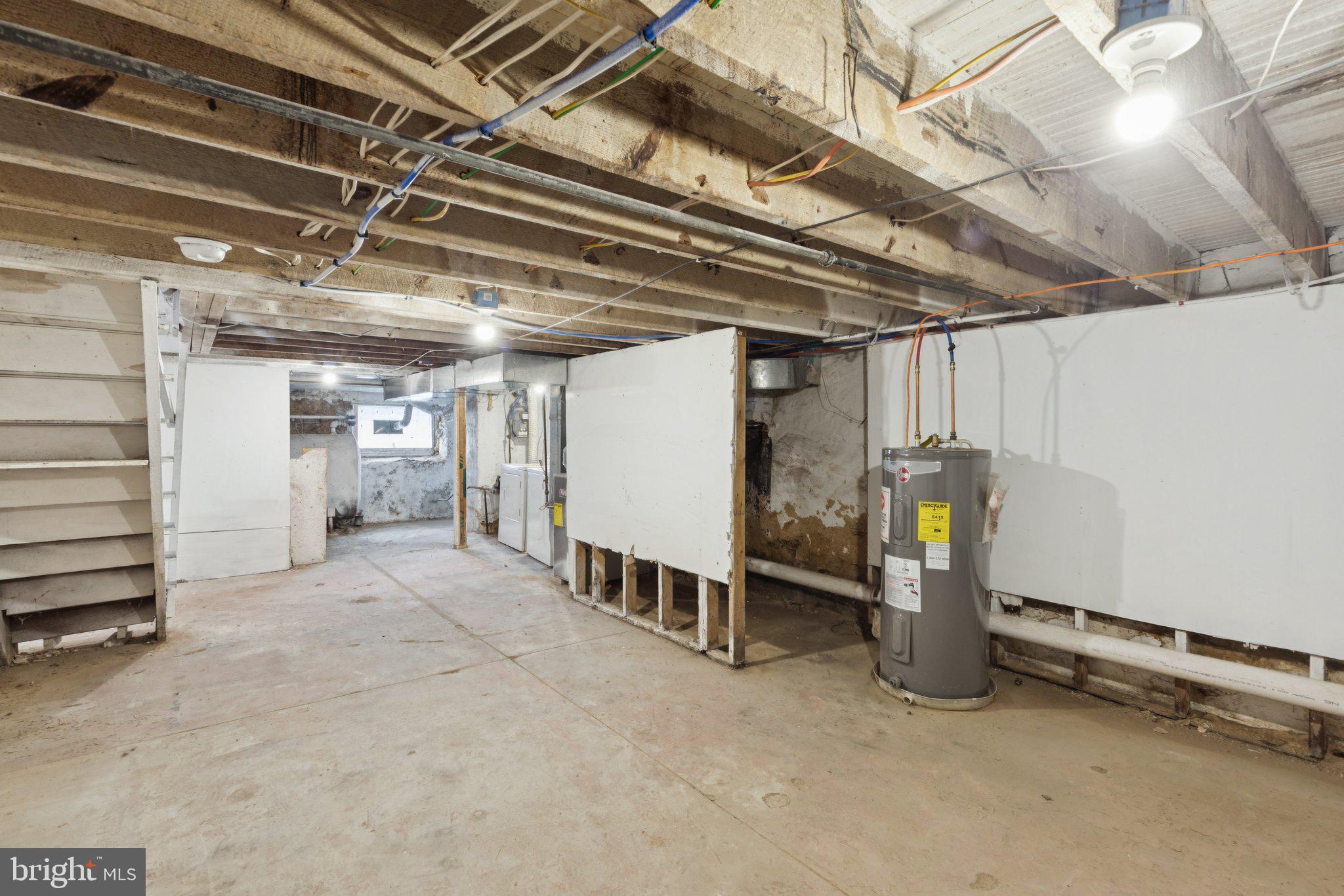 WEST OAK LANE - Residential