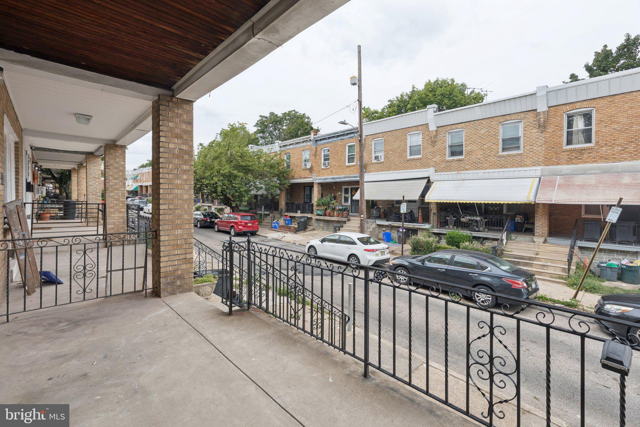 WEST OAK LANE - Residential