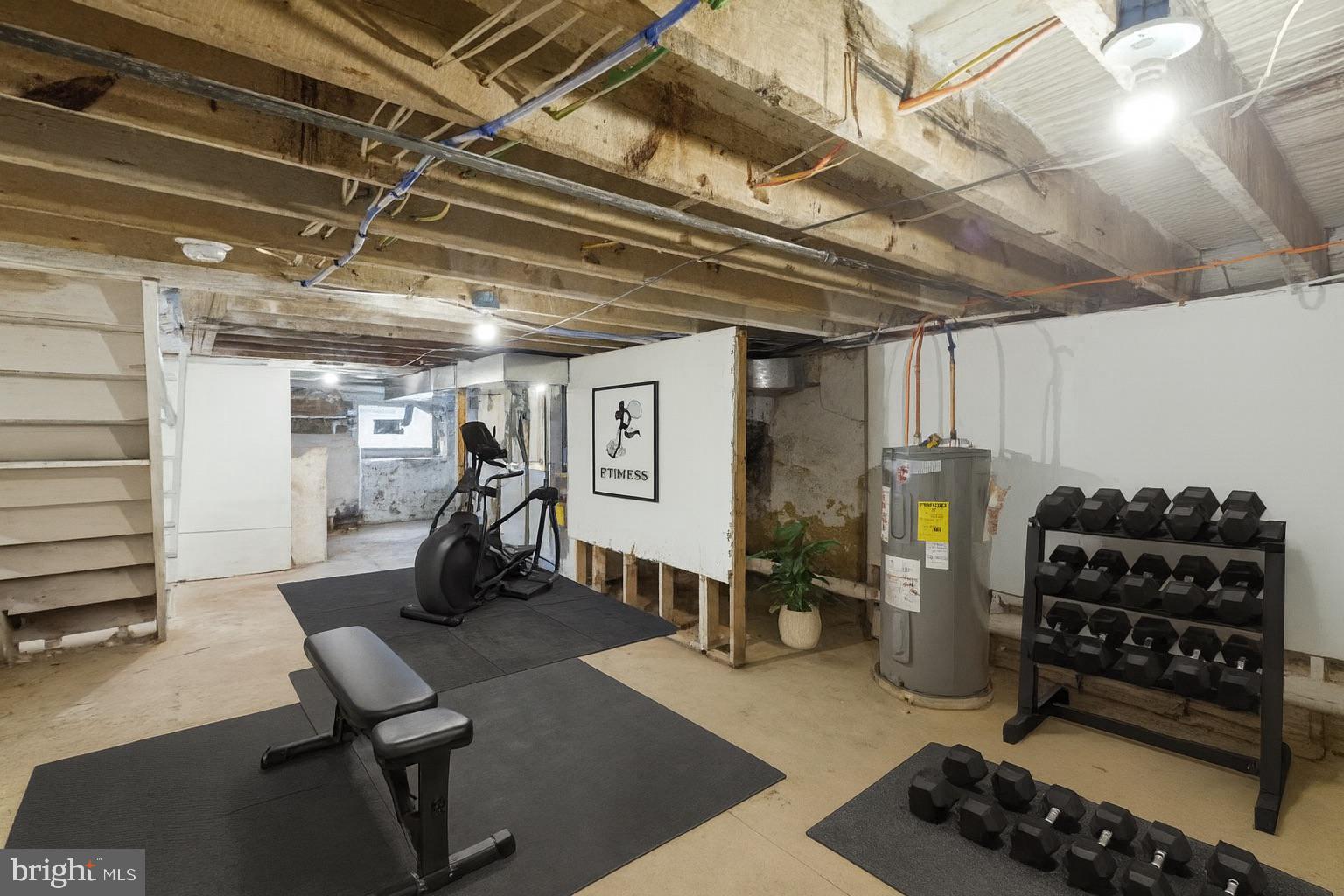 WEST OAK LANE - Residential