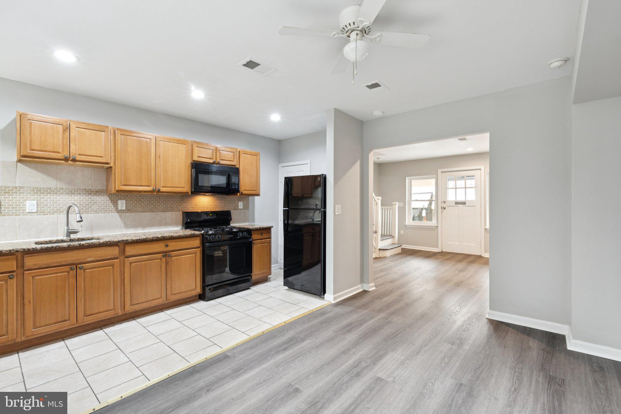 WEST OAK LANE - Residential