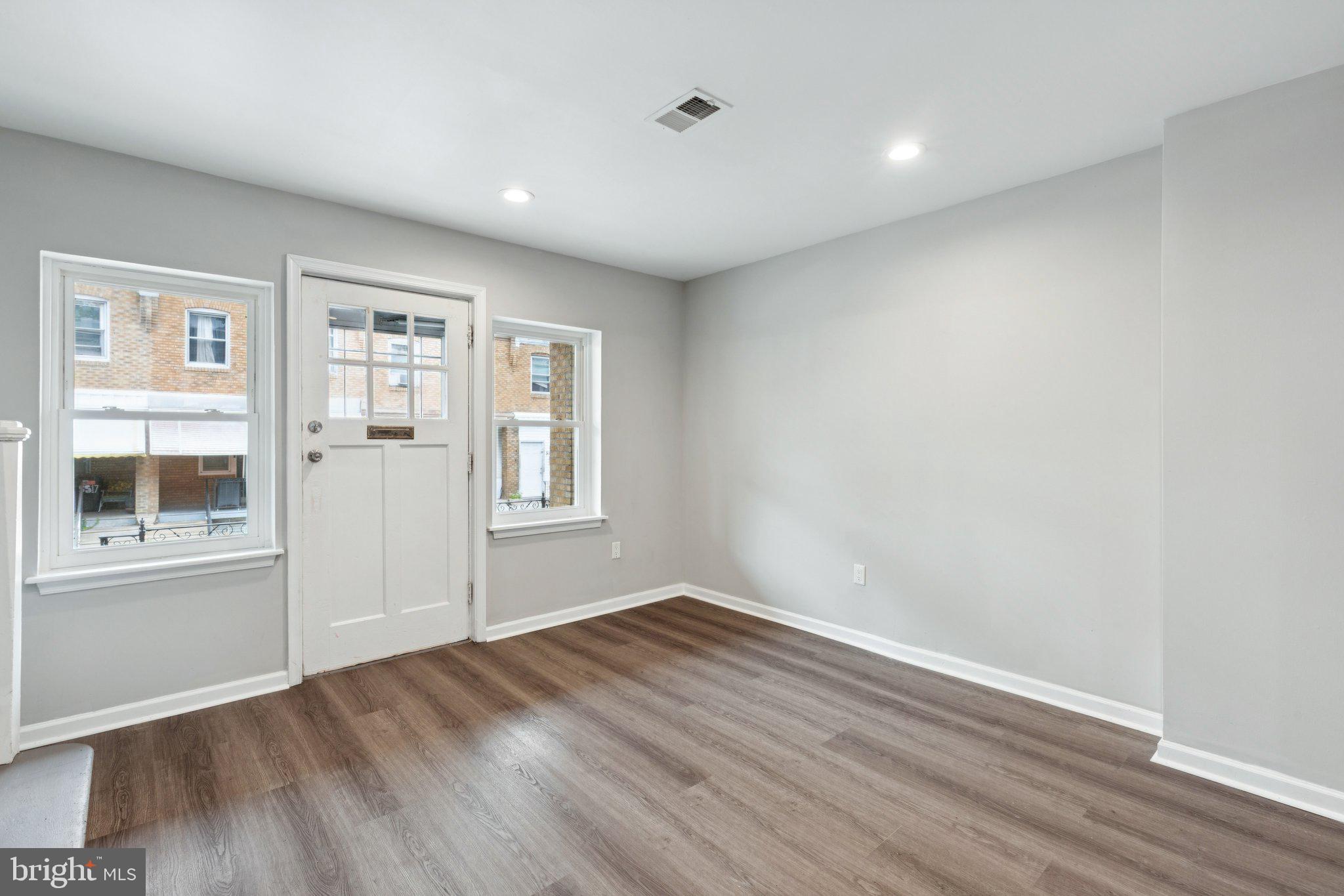 WEST OAK LANE - Residential