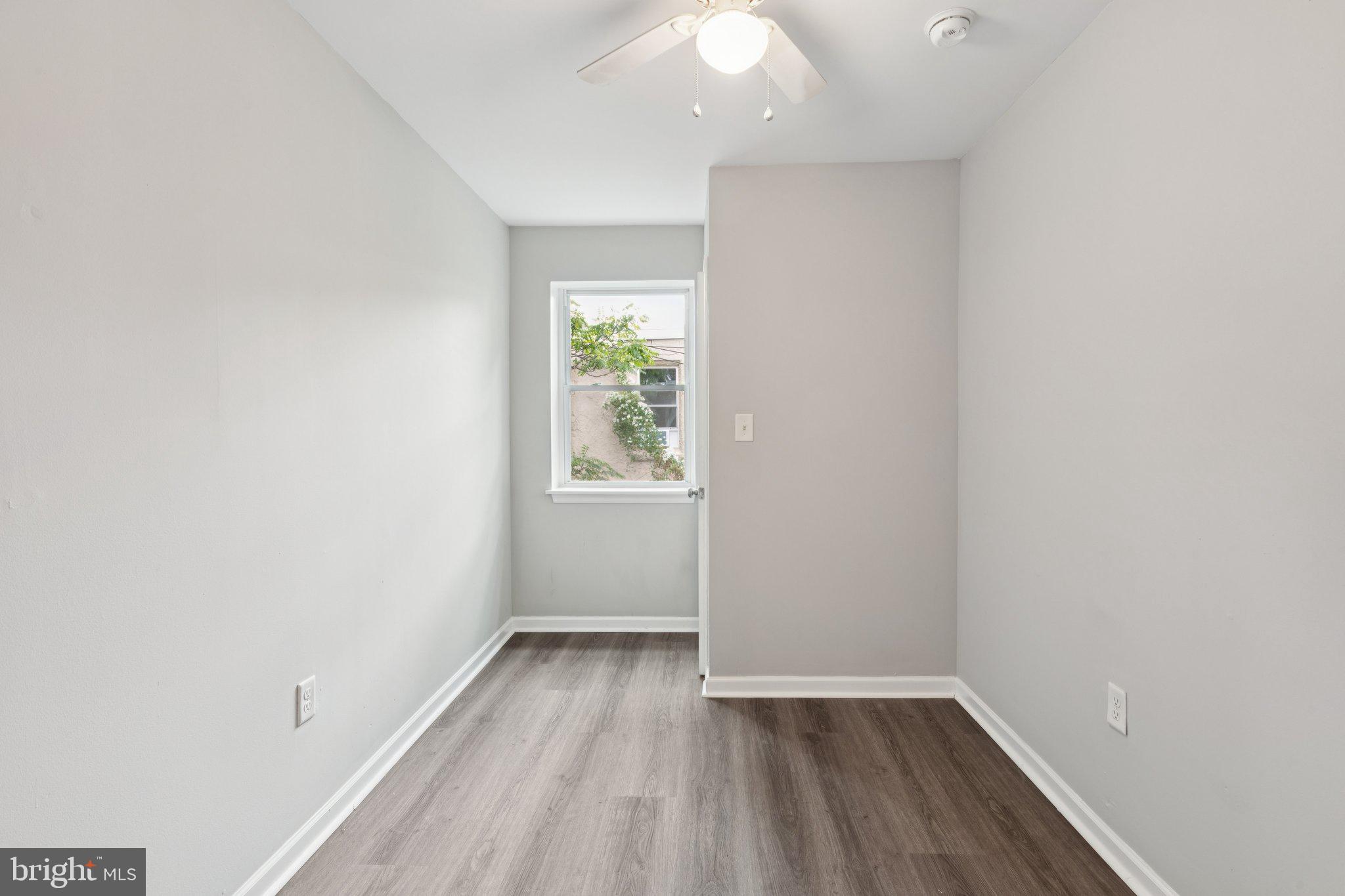 WEST OAK LANE - Residential