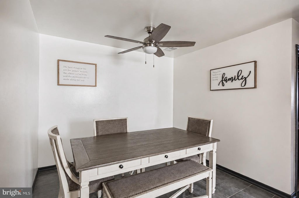 Photo of 13 Jefferson Square #E13, EDGEWATER PARK, NJ 08010 (MLS # NJBL2114510)
