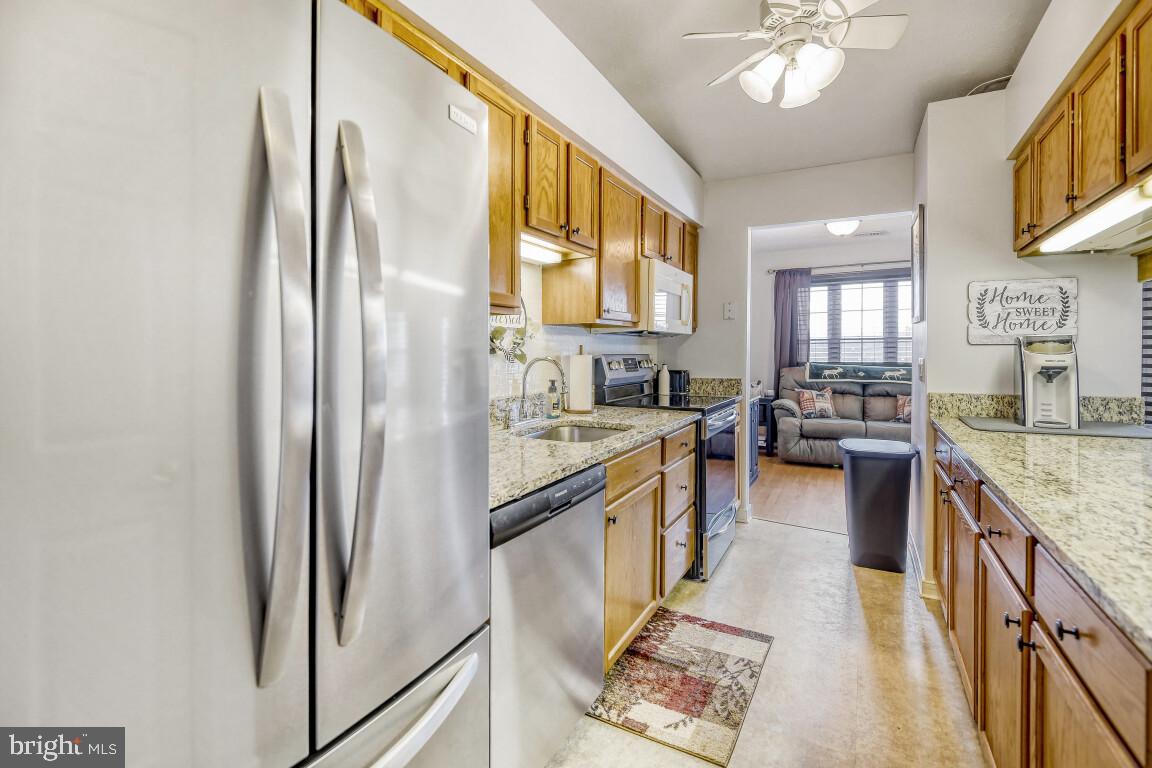 THE POND - Residential