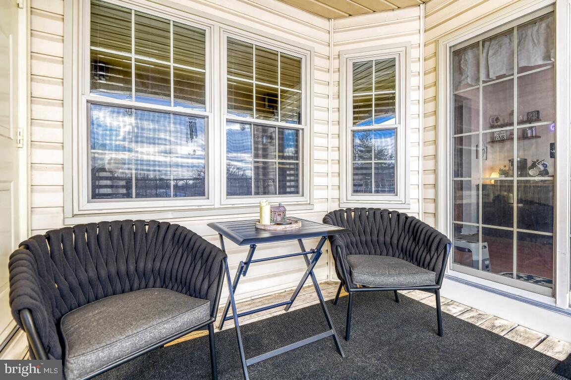 THE POND - Residential