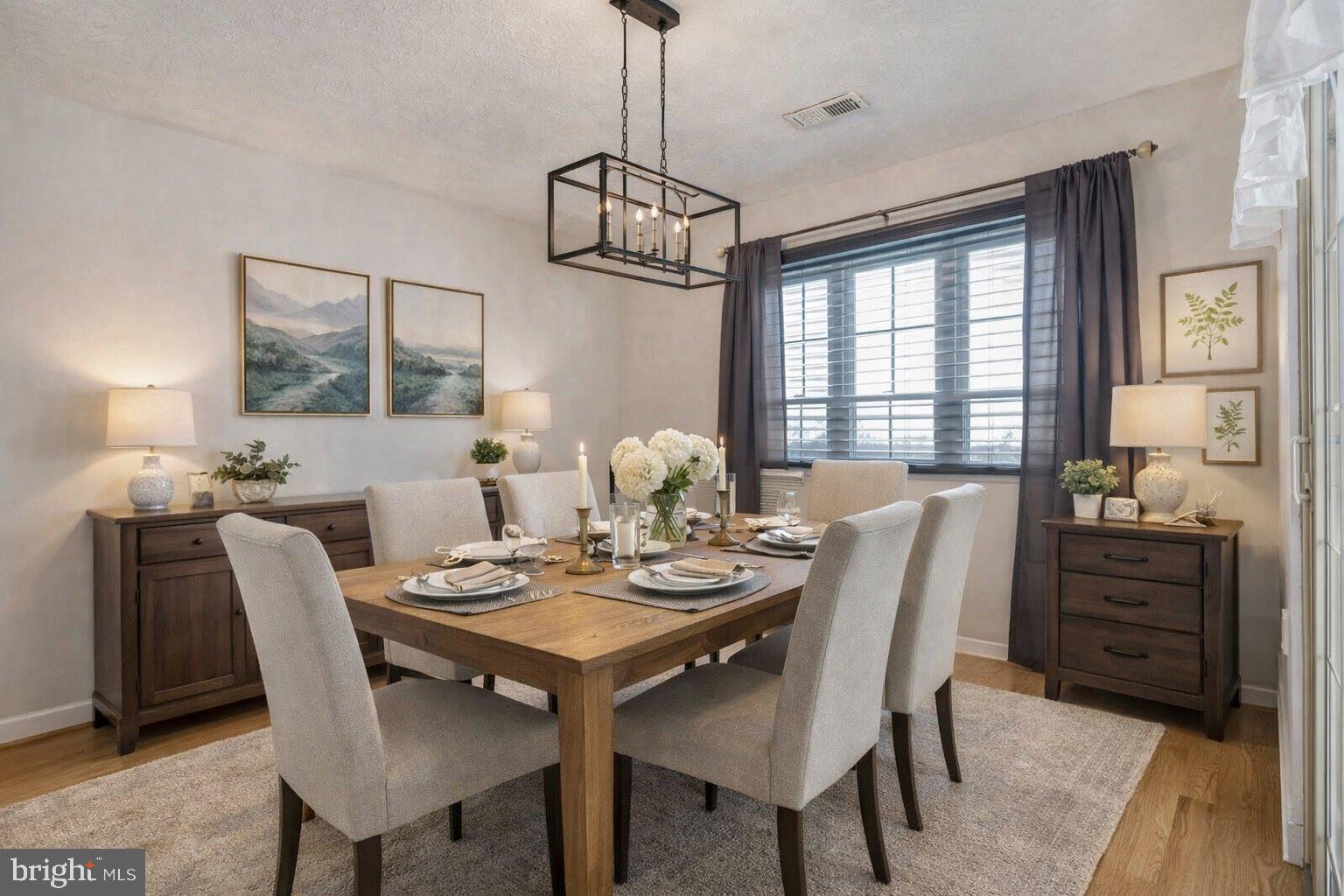 THE POND - Residential