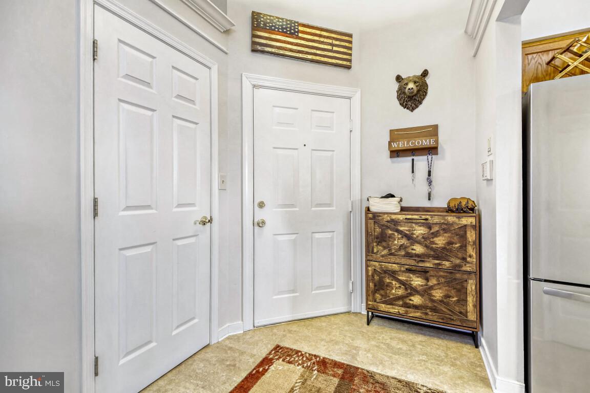 THE POND - Residential