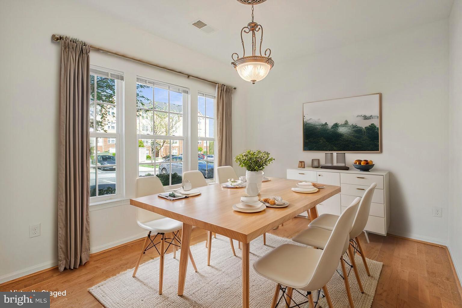 HEARTHSTONE AT VILLAGE CREST CONDOMINIUMS - Residential