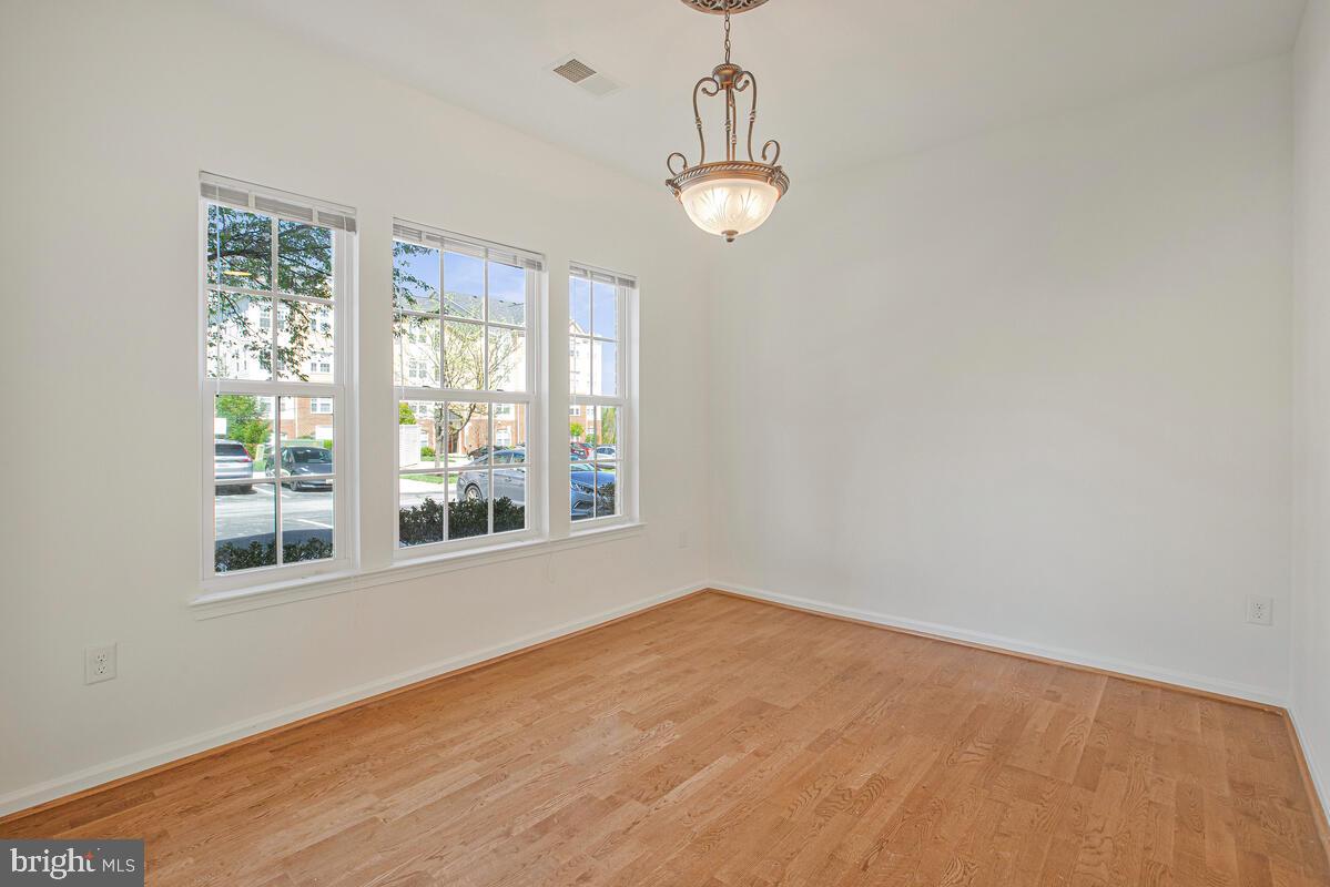 HEARTHSTONE AT VILLAGE CREST CONDOMINIUMS - Residential