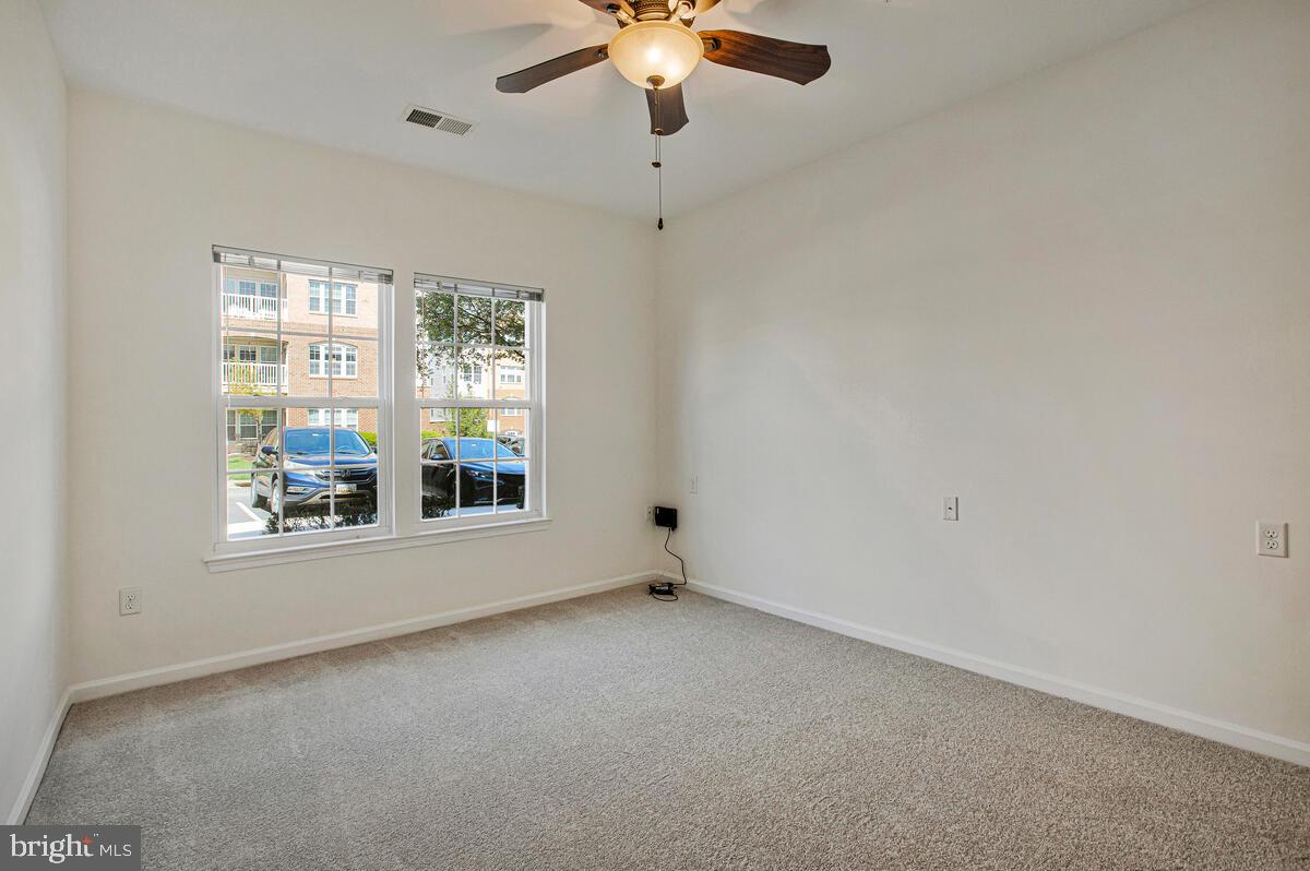 HEARTHSTONE AT VILLAGE CREST CONDOMINIUMS - Residential