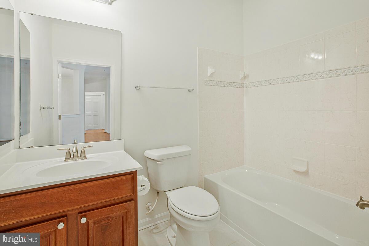 HEARTHSTONE AT VILLAGE CREST CONDOMINIUMS - Residential