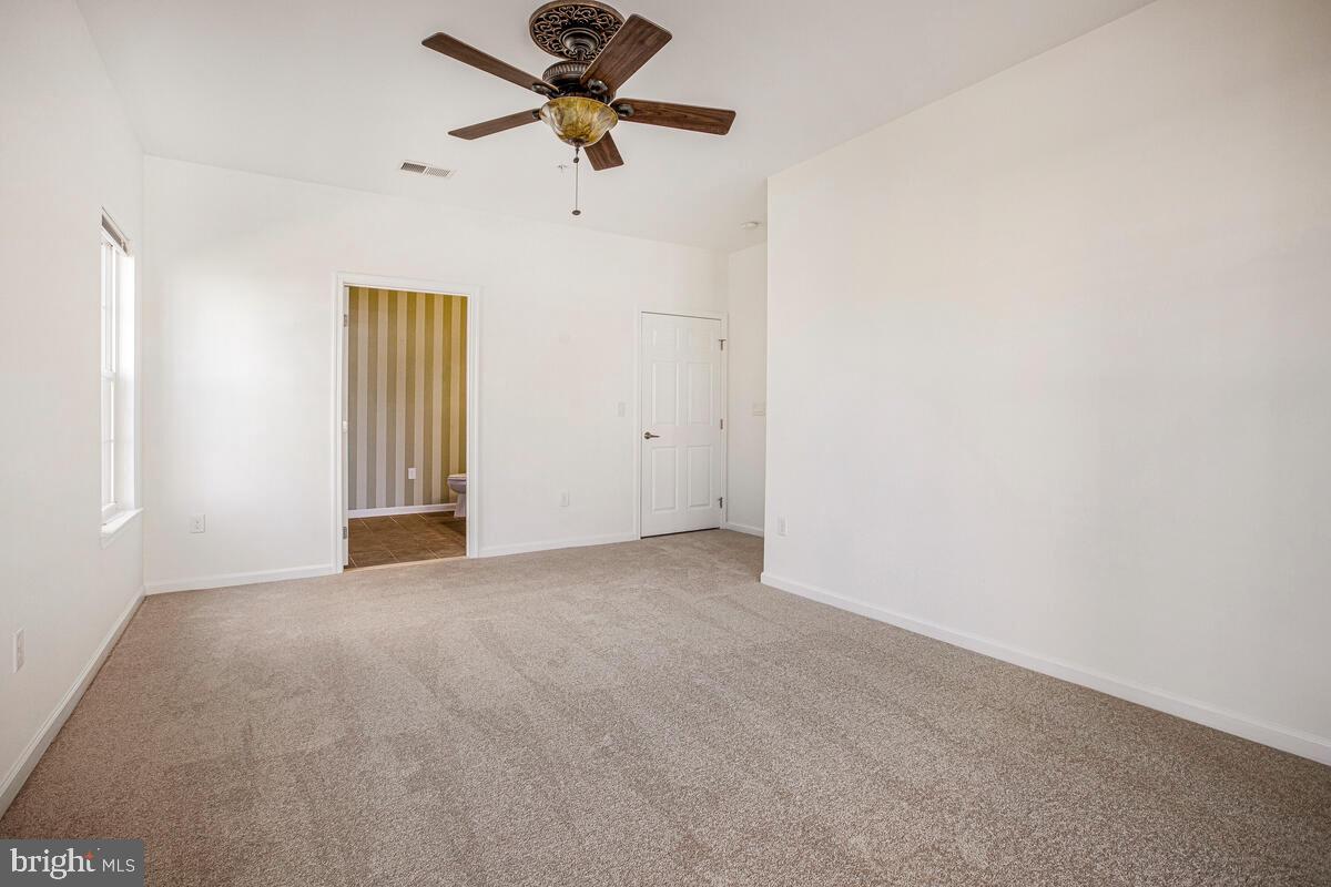 HEARTHSTONE AT VILLAGE CREST CONDOMINIUMS - Residential