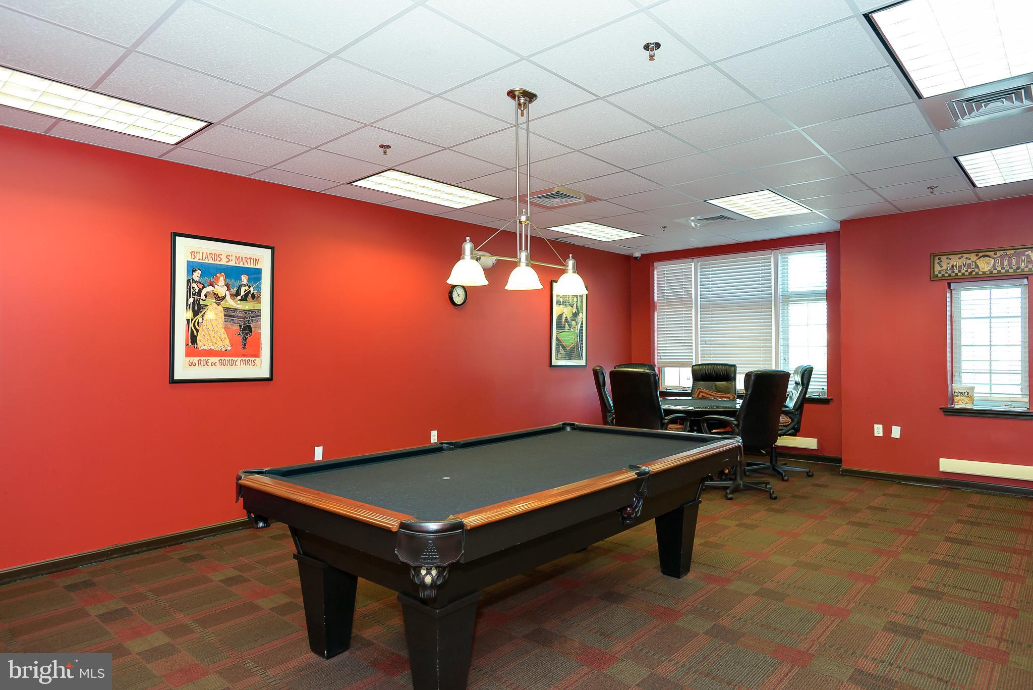 HEARTHSTONE AT VILLAGE CREST CONDOMINIUMS - Residential