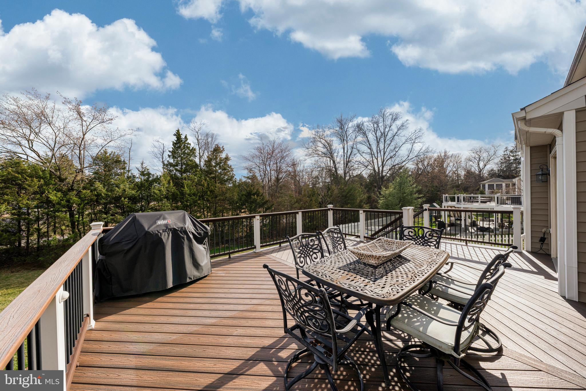 LENAH MILL - THE EXECUTIVES - Residential