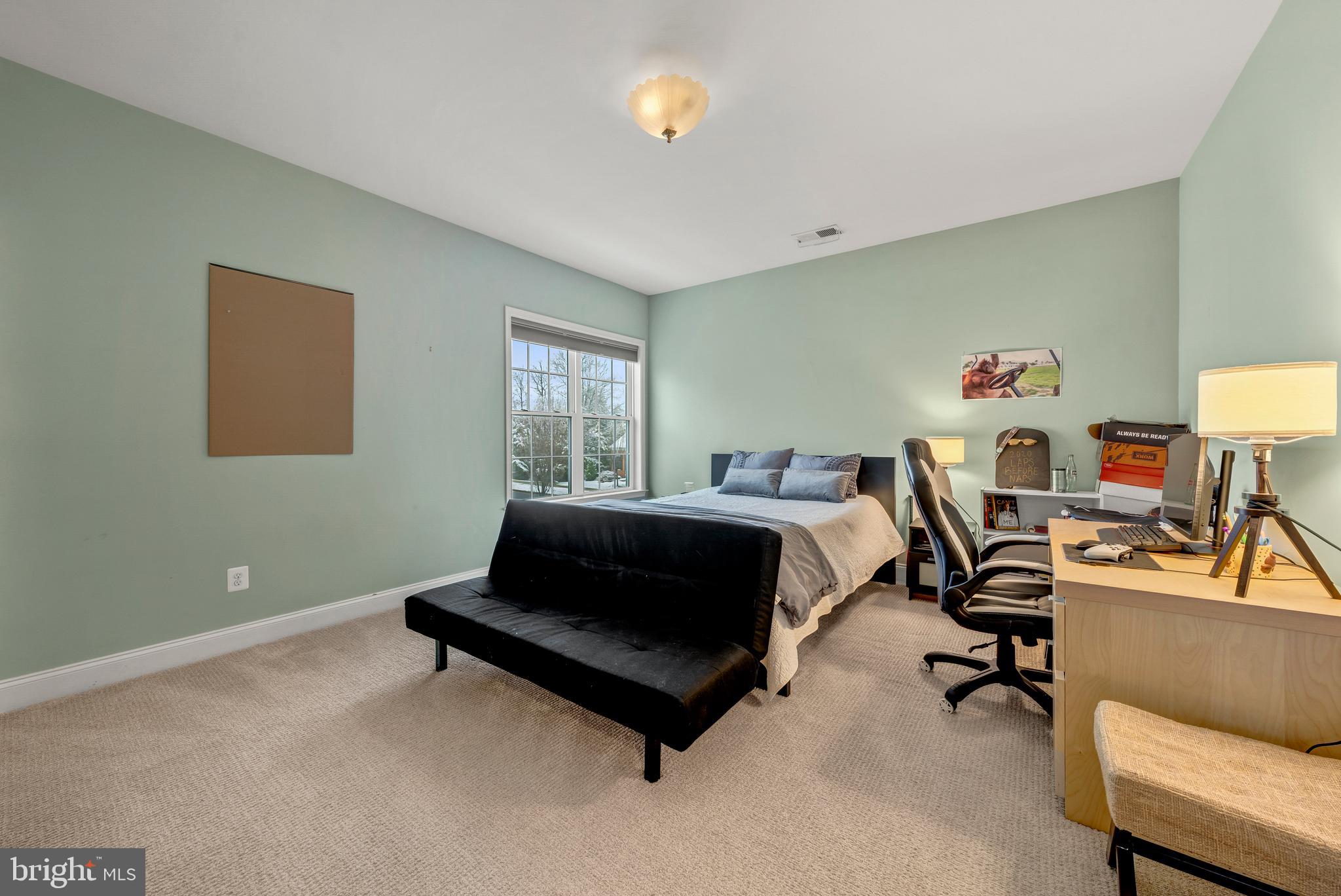 LENAH MILL - THE EXECUTIVES - Residential