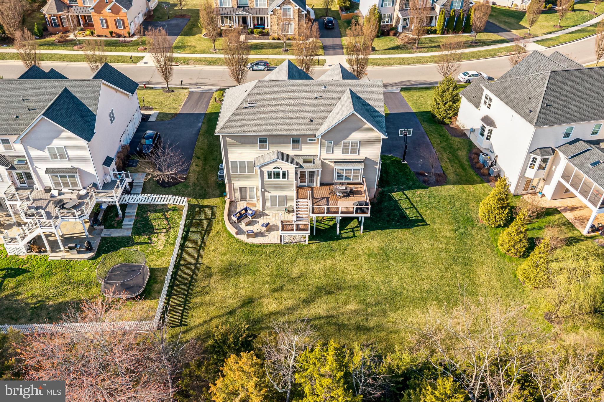 LENAH MILL - THE EXECUTIVES - Residential