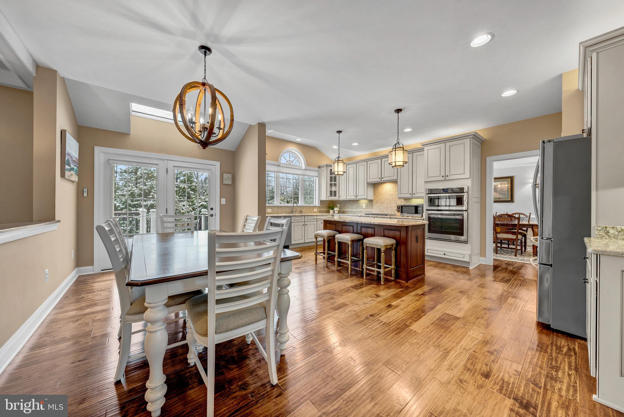 LENAH MILL - THE EXECUTIVES - Residential