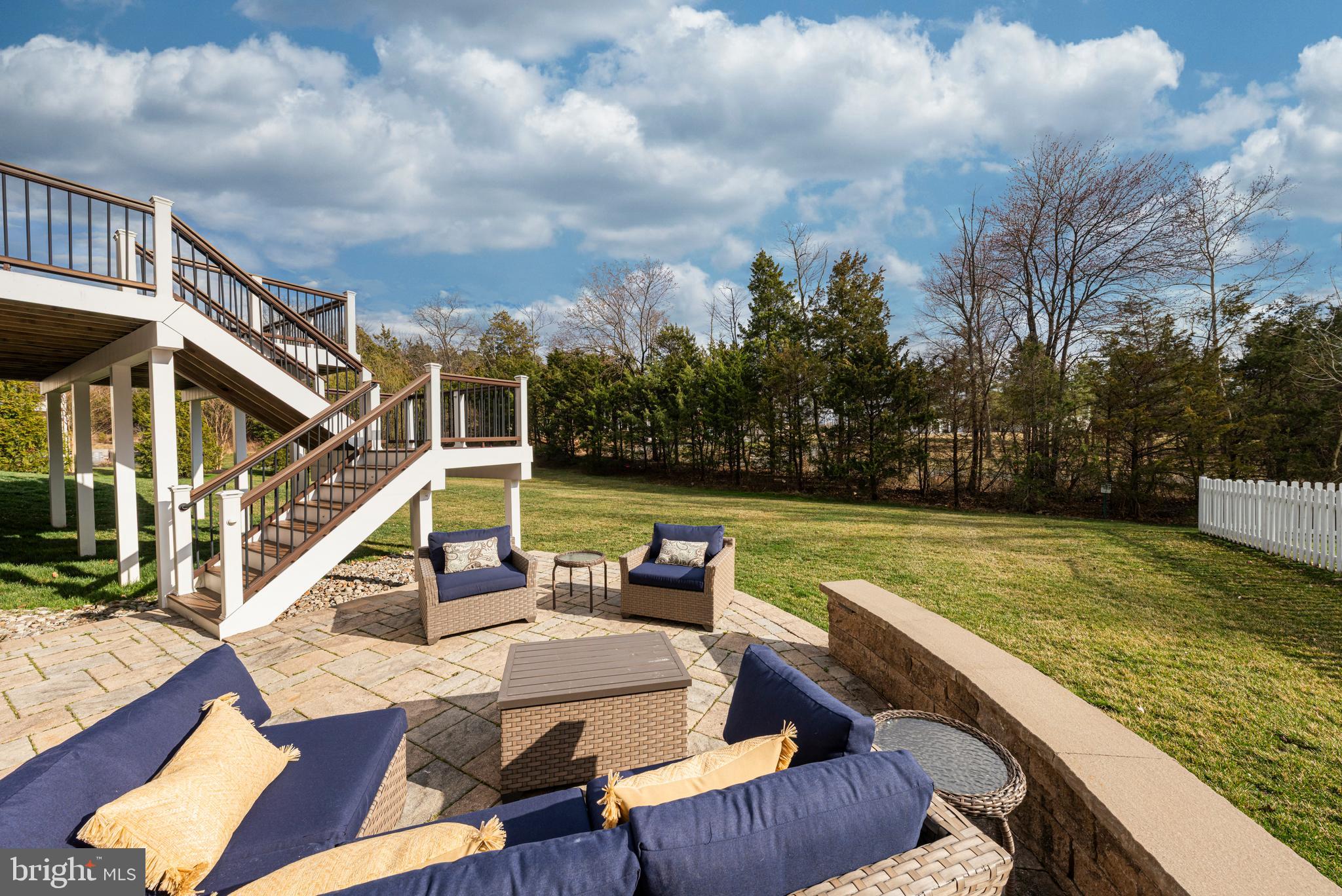 LENAH MILL - THE EXECUTIVES - Residential