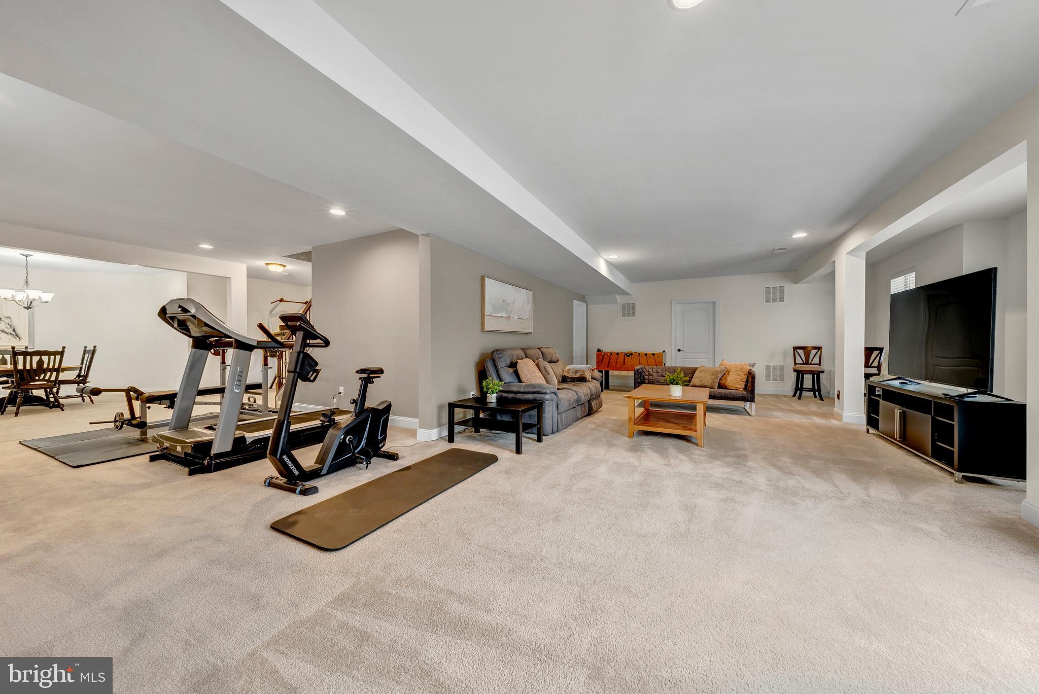 LENAH MILL - THE EXECUTIVES - Residential