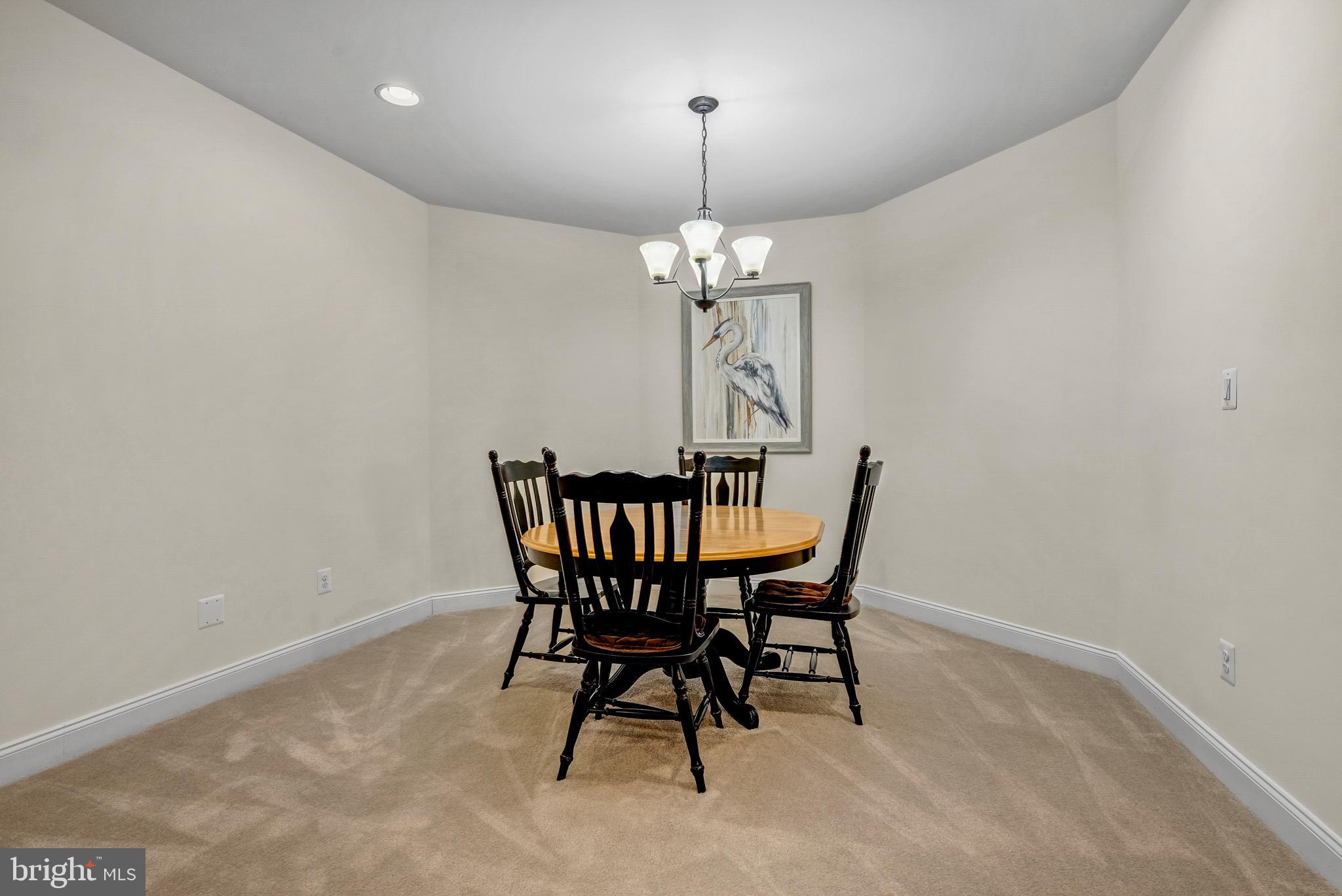 LENAH MILL - THE EXECUTIVES - Residential