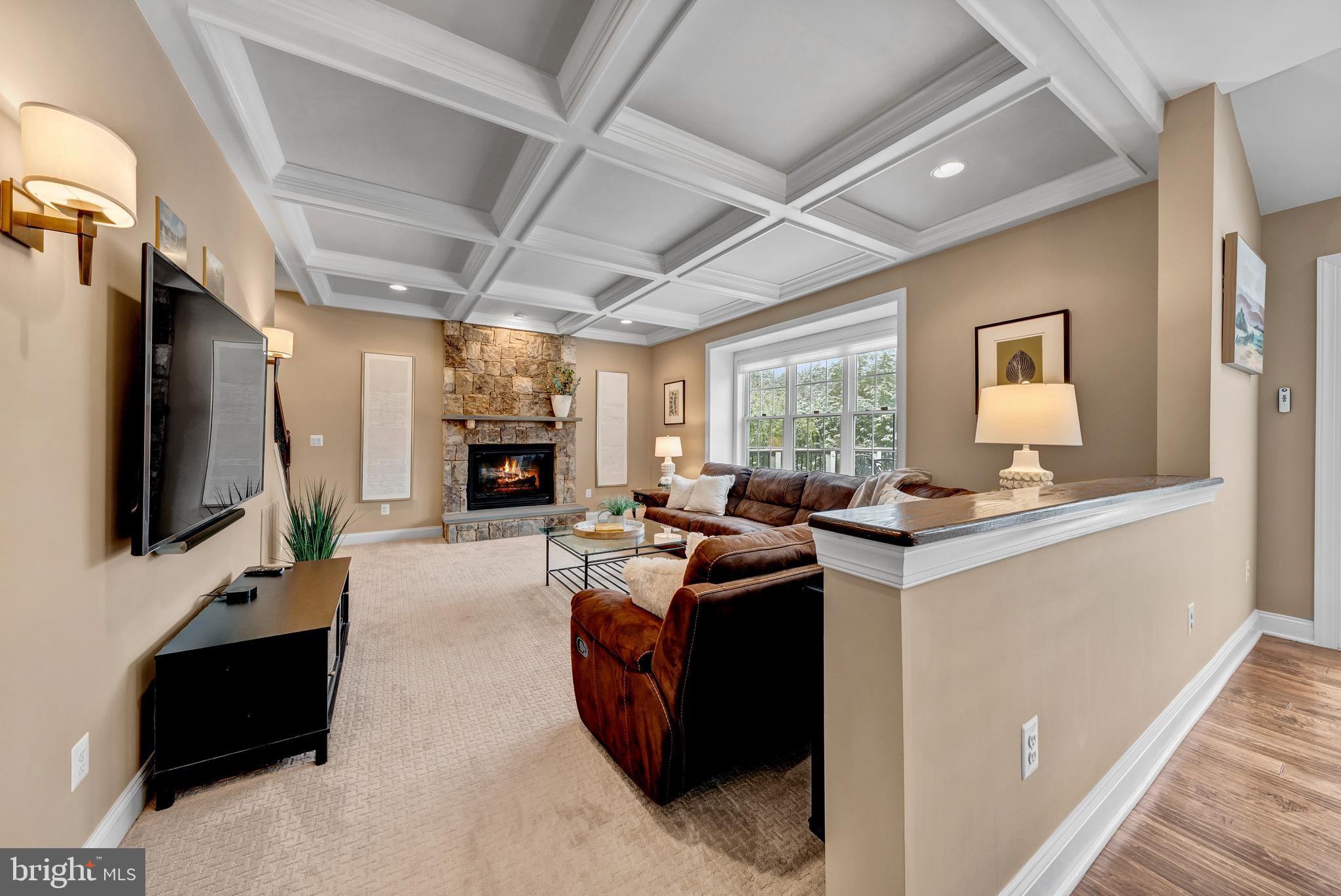 LENAH MILL - THE EXECUTIVES - Residential