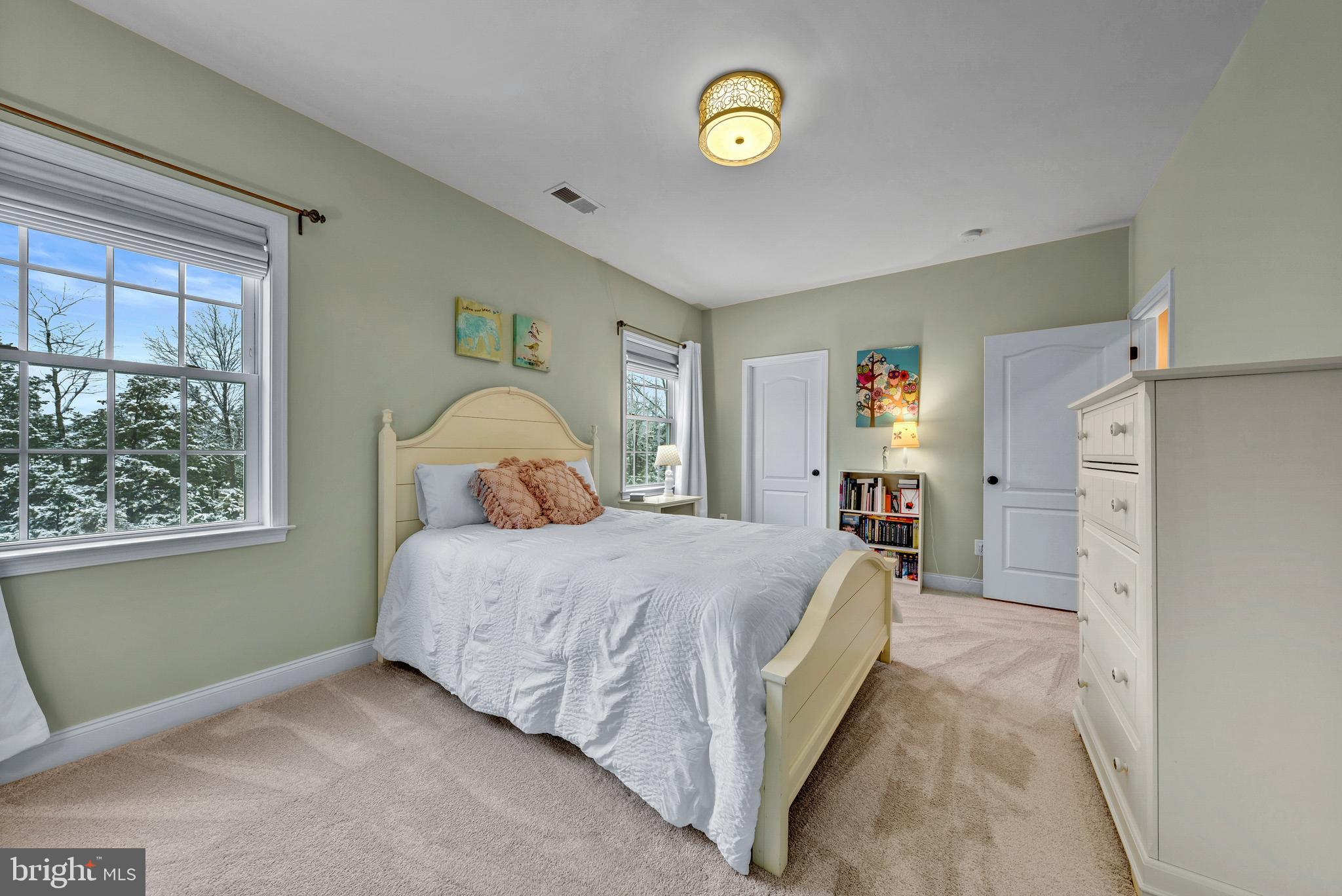 LENAH MILL - THE EXECUTIVES - Residential