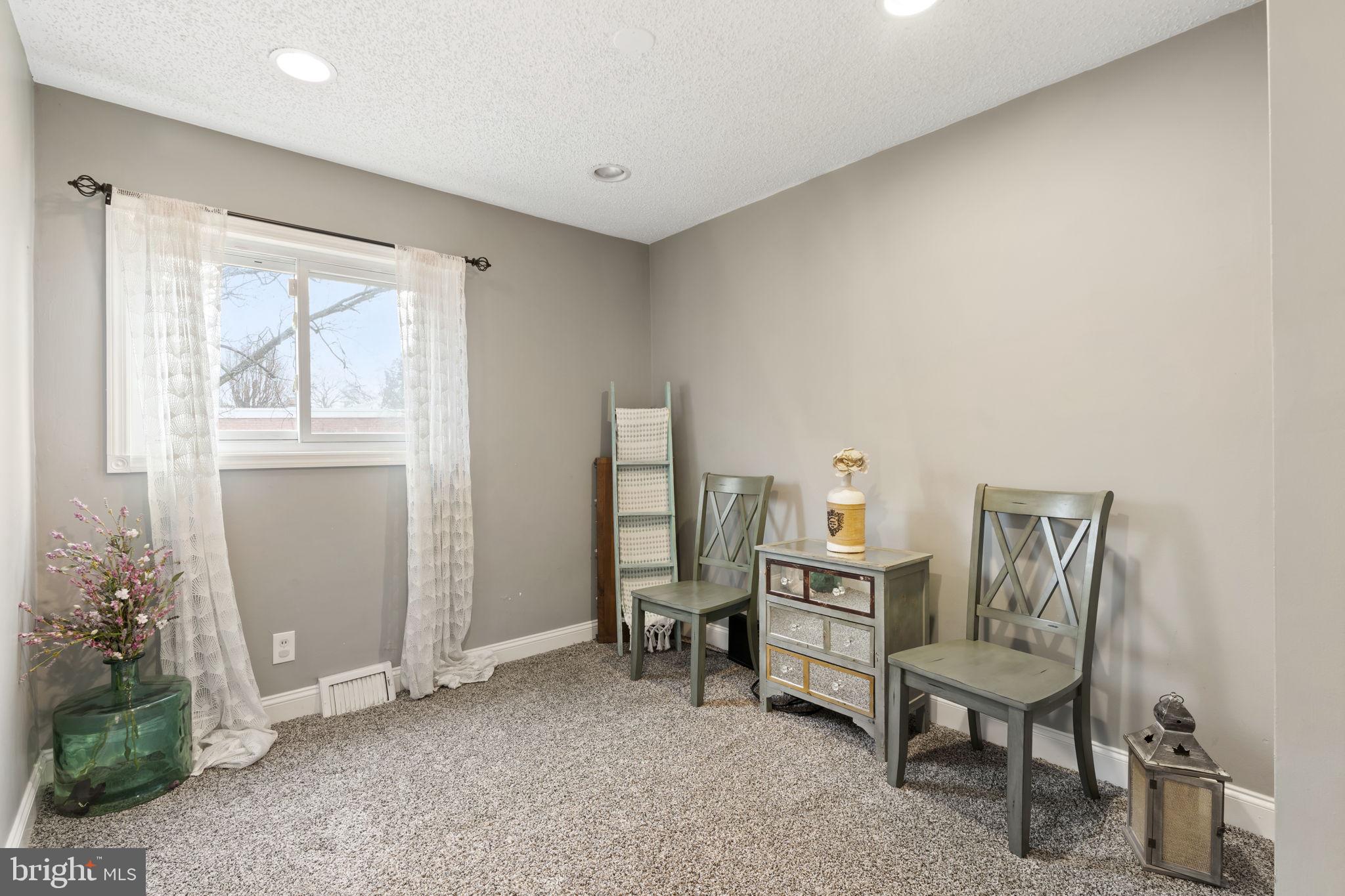 CHATHAM PARK - Residential Lease