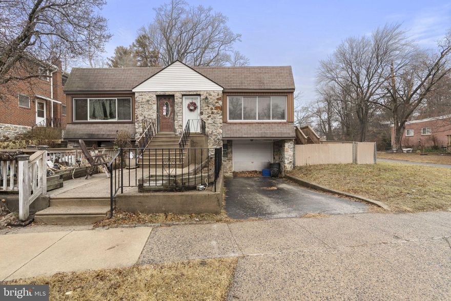 For Rent: 201 Juniper Rd, Havertown - Charming Twin Home with 3 Bedrooms, 2.5 Baths

Welcome to 201 Juniper Rd, a beautifully maintained twin home located in the heart of Havertown, just steps away from the Chatham Glen Park and within walking distance to Chatham Park Elementary School. Situated in the highly sought-after Haverford School District, this home is perfect for those seeking a prime location.

This spacious 3-bedroom, 2.5-bath home boasts a comfortable and inviting layout, featuring hardwood floors throughout the main living areas. The home is equipped with central air for year-round comfort and has been lovingly updated to offer modern amenities with a classic charm. With all the bedrooms and full bathrooms on the same level as the main living space,  creates a great use of space in an open floor plan. 

The fully finished basement is a standout feature, offering two separate sections ideal for entertainment, a home office, or additional living space. Whether you're hosting guests or enjoying a quiet night in, the versatile basement will suit all your needs.

Don’t miss out on this fantastic rental opportunity! Schedule a showing today to experience everything this home has to offer. Dogs only and are being consider on a case by case basis.