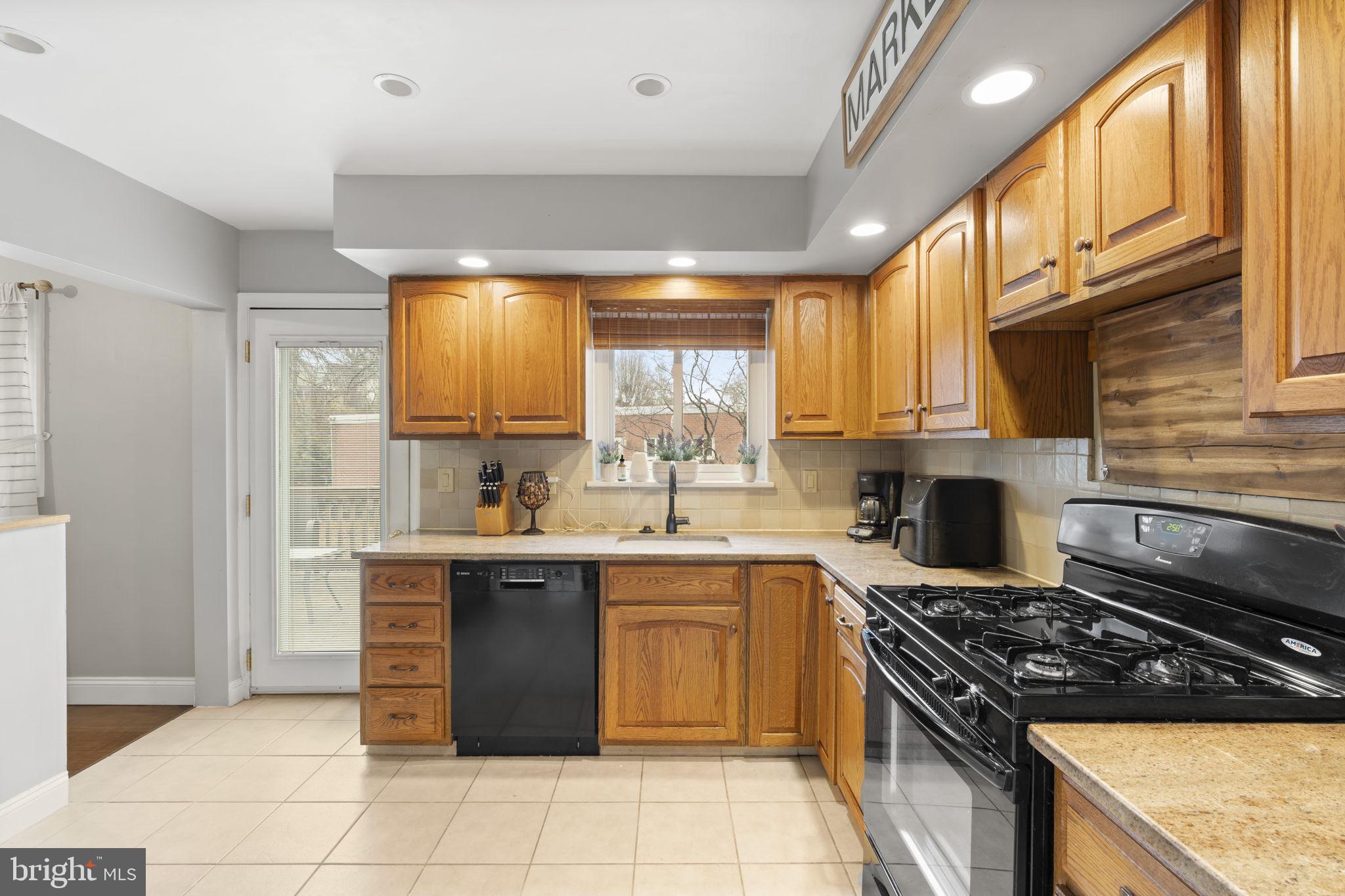 CHATHAM PARK - Residential Lease