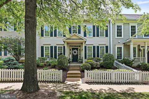 20337 Charter Oak Drive, Ashburn, VA MLS: VALO2096794