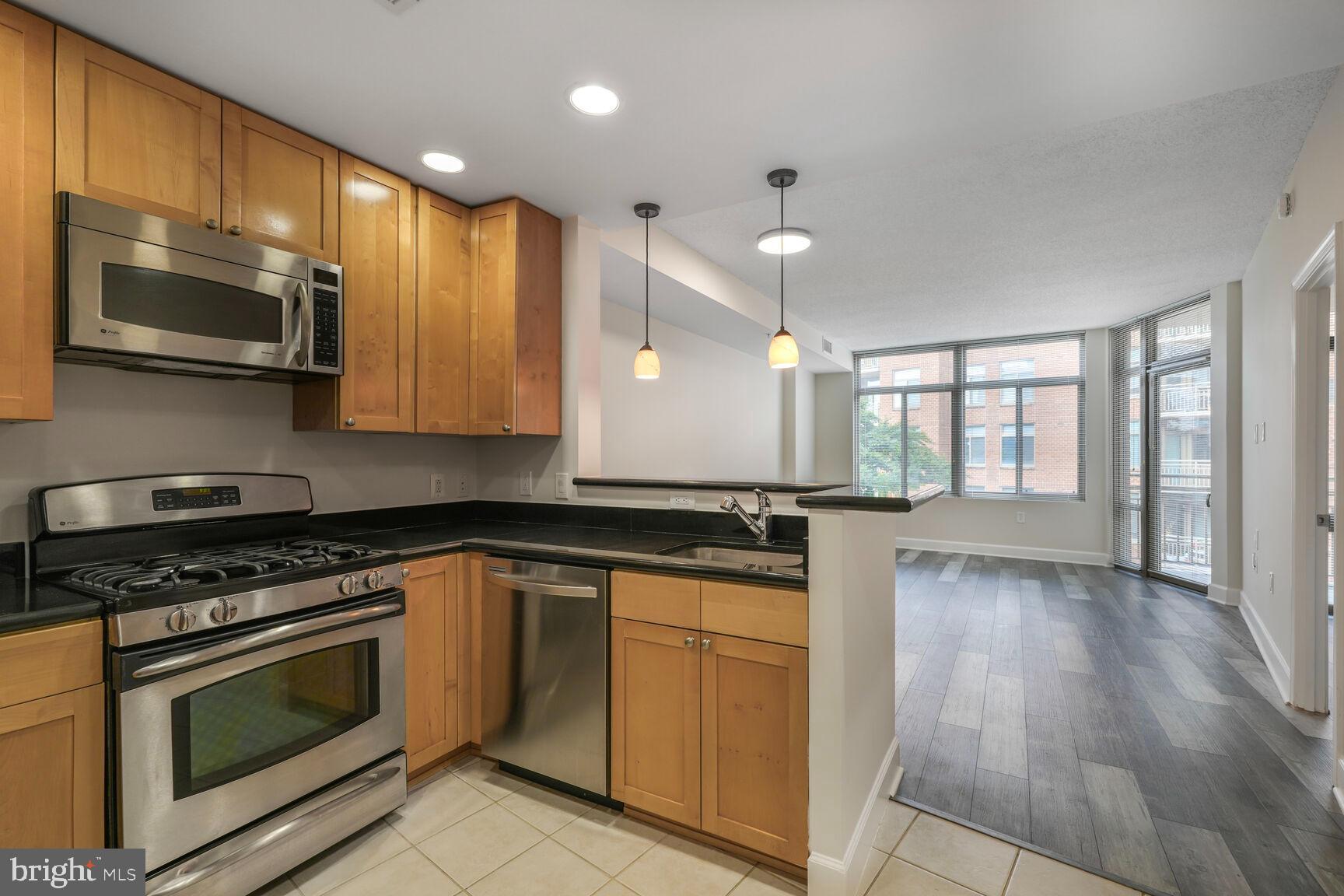 3600 S GLEBE ROAD 427W