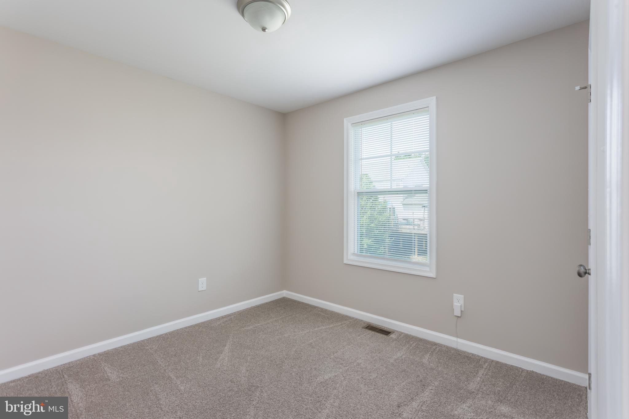 CRESTFIELD - Residential