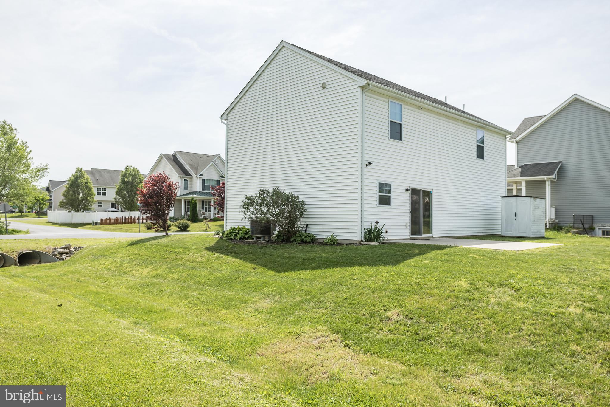 CRESTFIELD - Residential