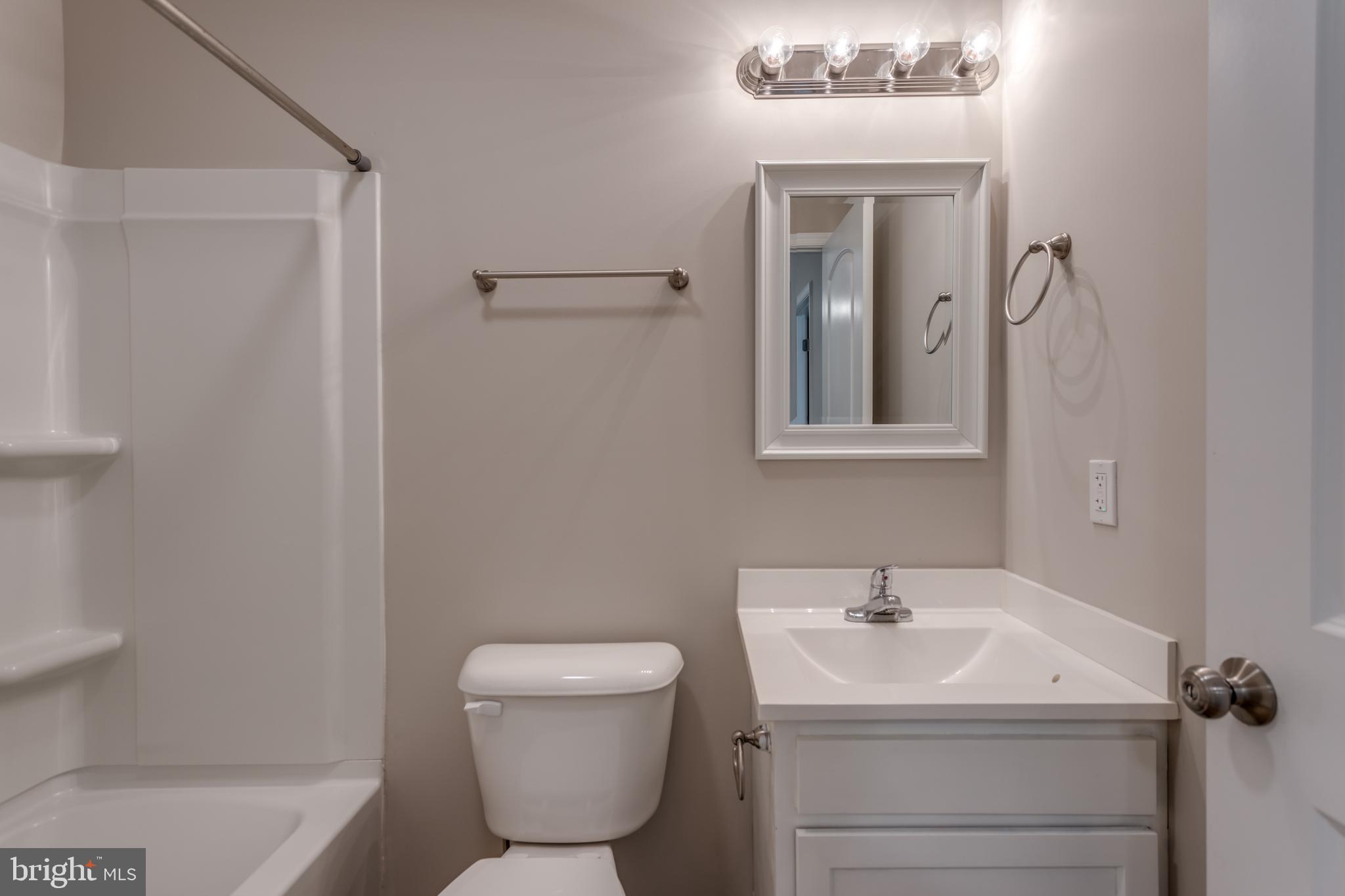 CRESTFIELD - Residential