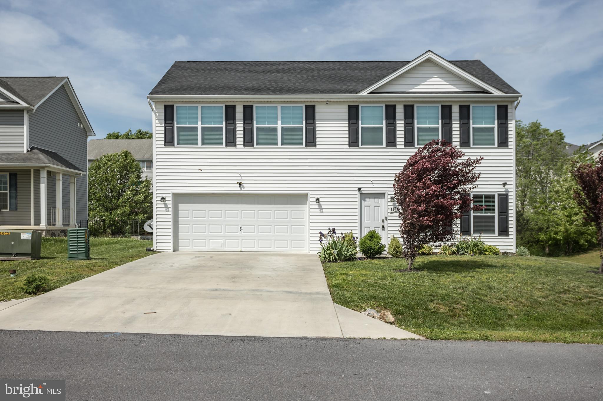 CRESTFIELD - Residential