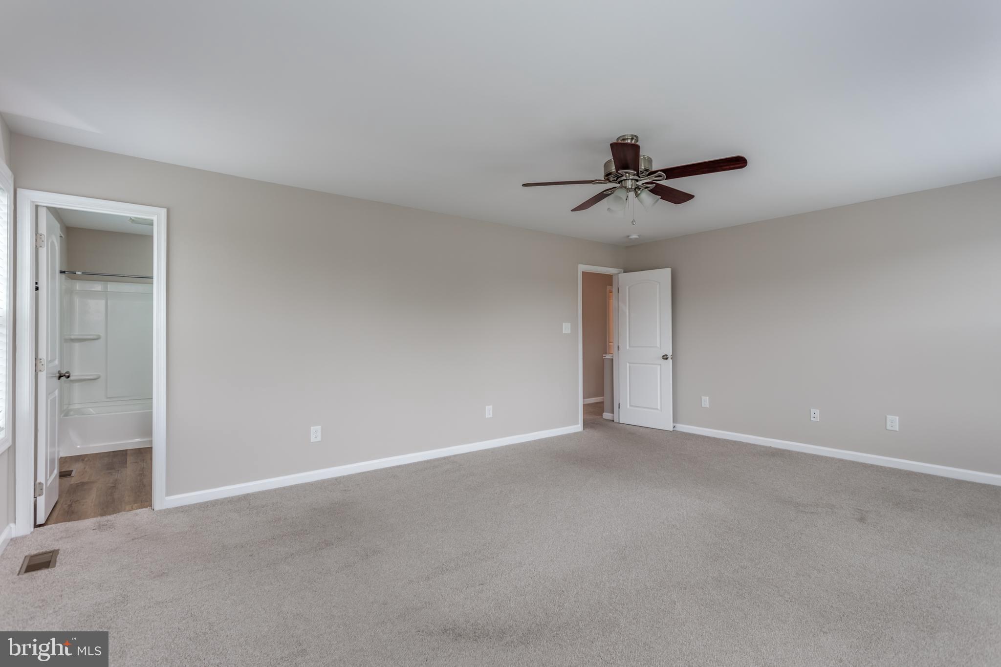 CRESTFIELD - Residential