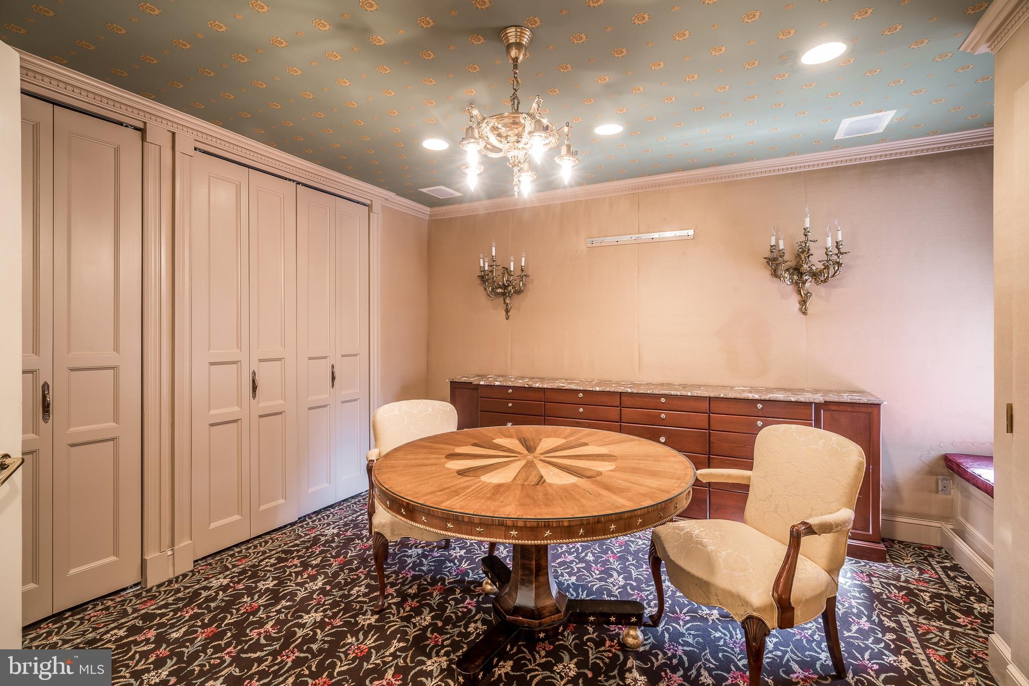 RITTENHOUSE SQUARE - Residential