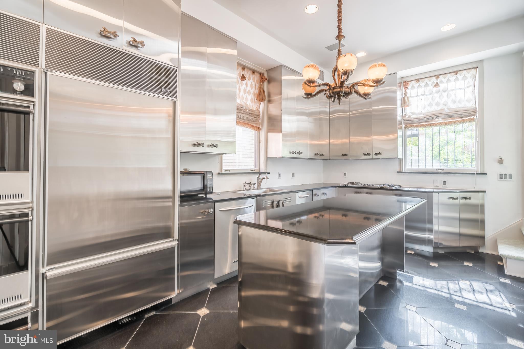 RITTENHOUSE SQUARE - Residential