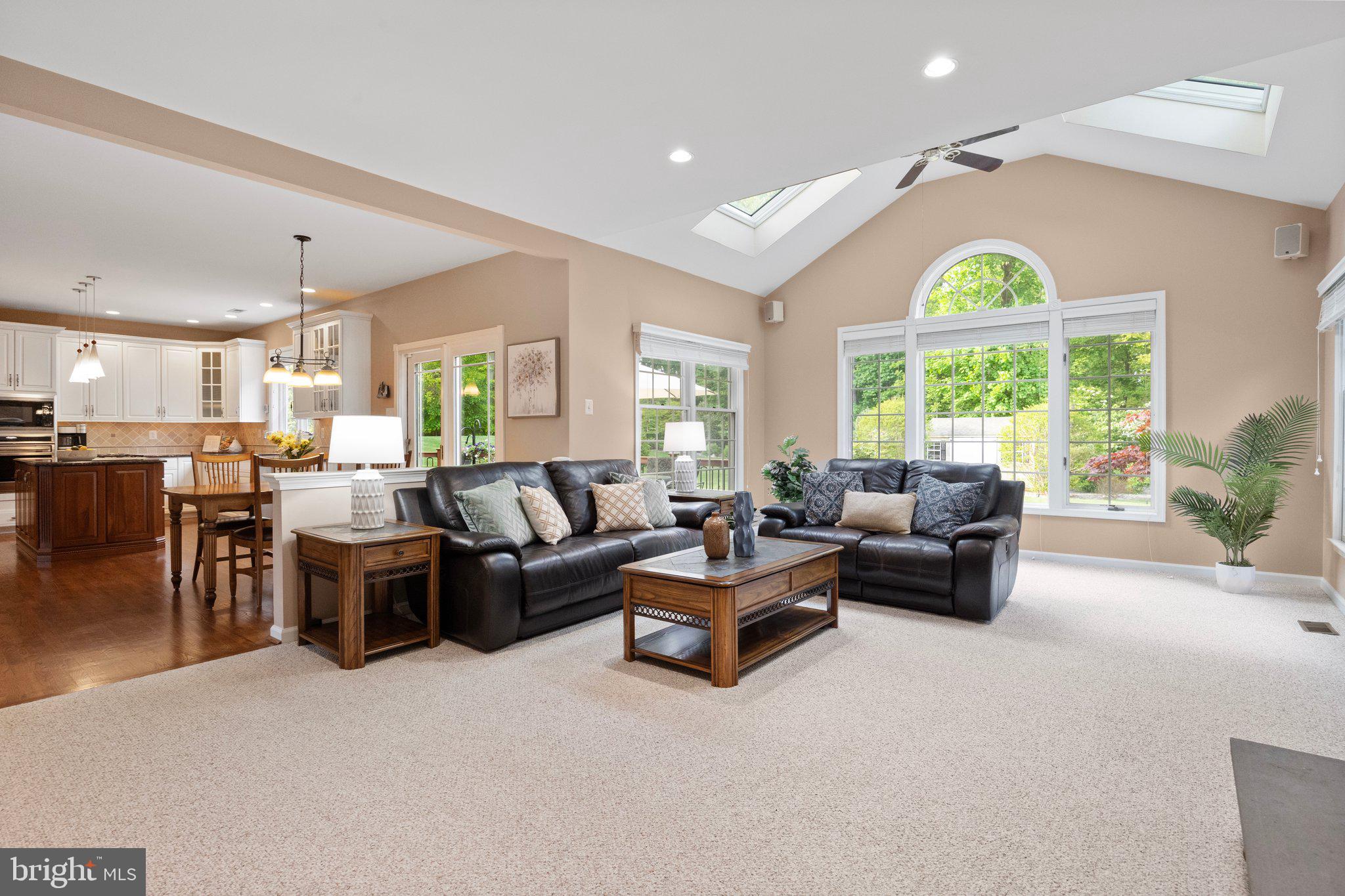 BUCKINGHAM CHASE - Residential