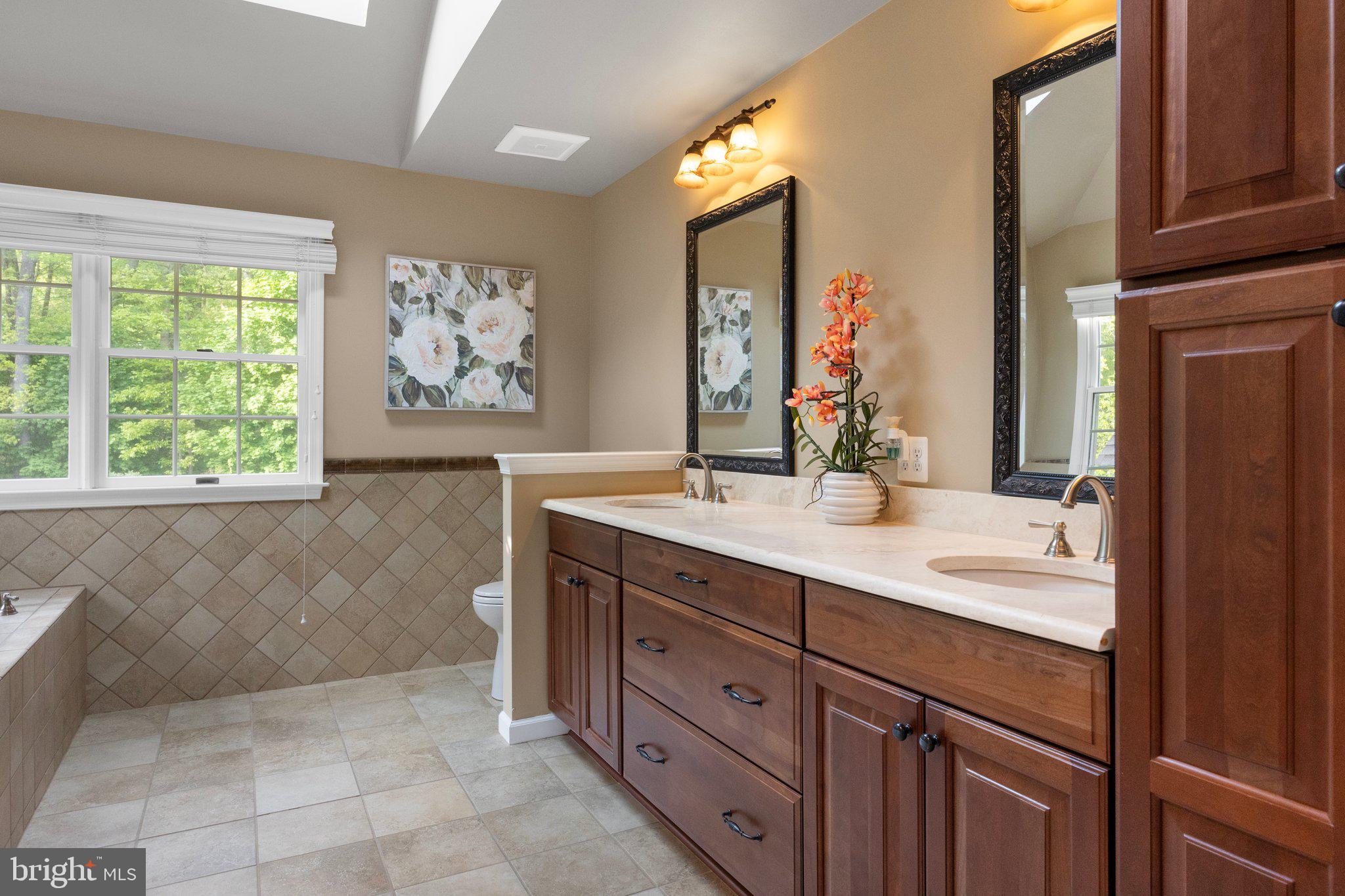 BUCKINGHAM CHASE - Residential