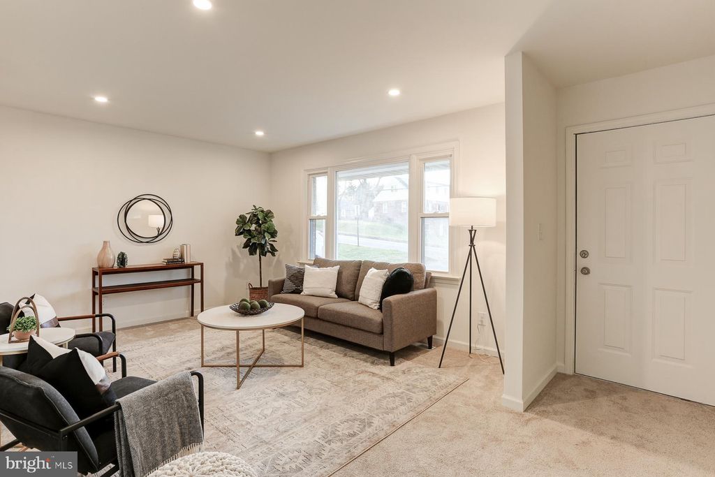 Photo of 391 Abbeyville Road, Lancaster, PA 17603 (MLS # PALA2044962)