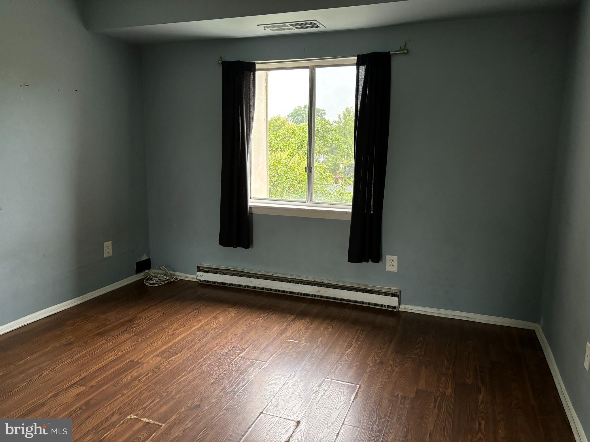 PEMBROOKE - Residential