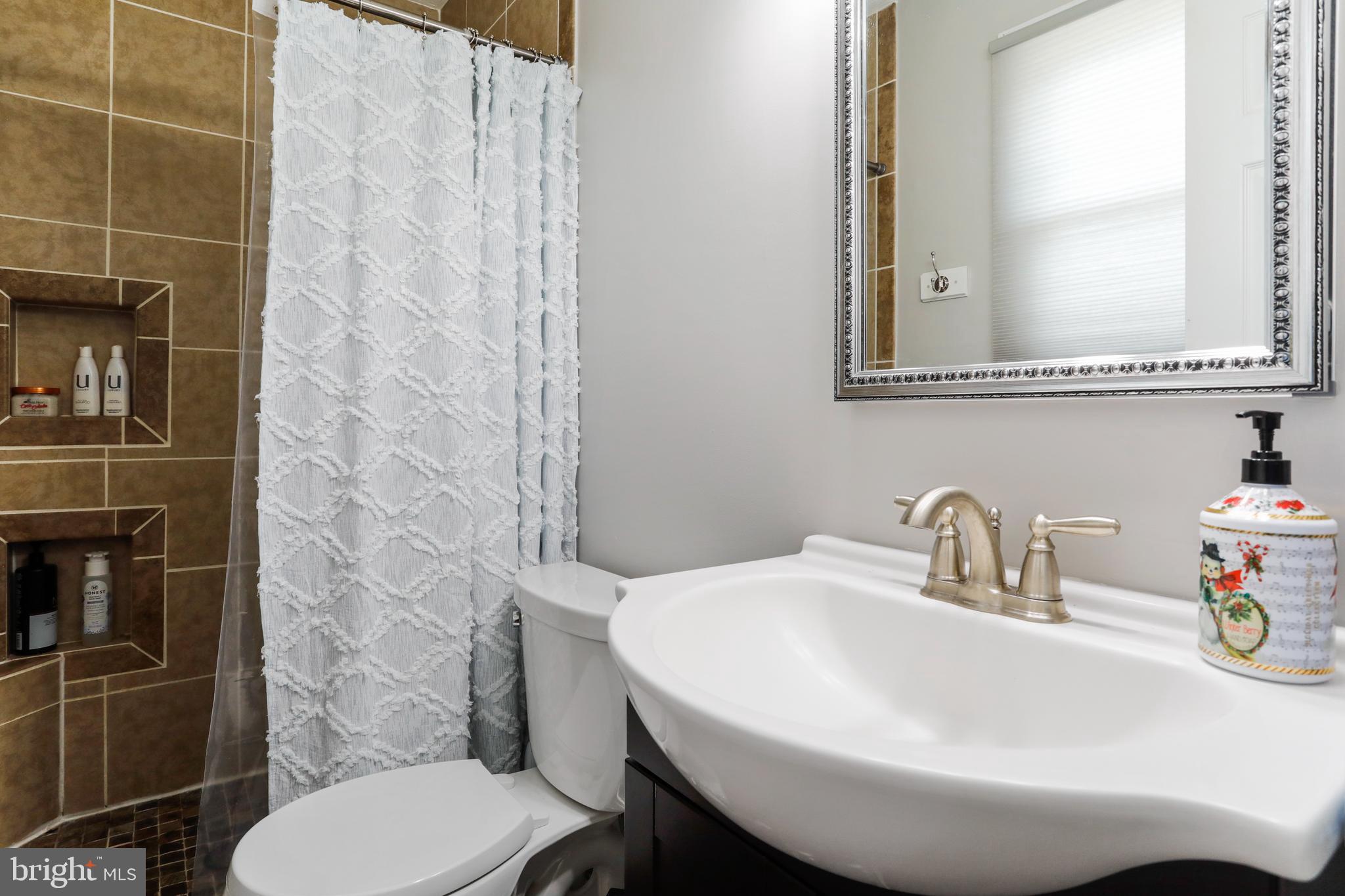 THE MEADOWS AT STRASBURG - Residential