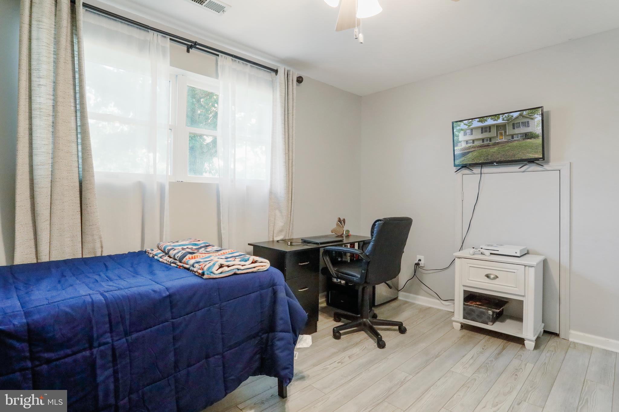 THE MEADOWS AT STRASBURG - Residential