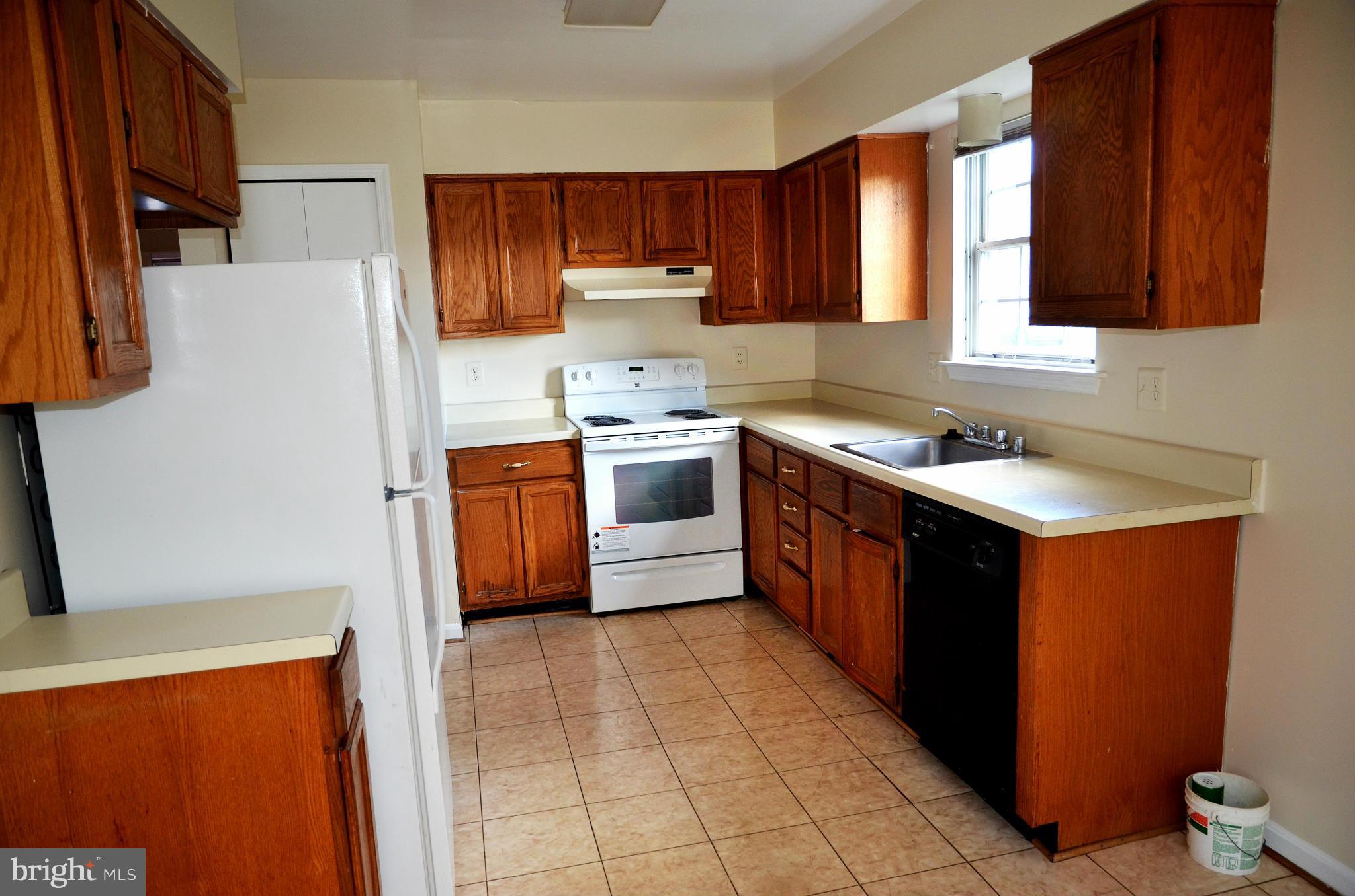 SUDLEY SQUARE - Residential Lease