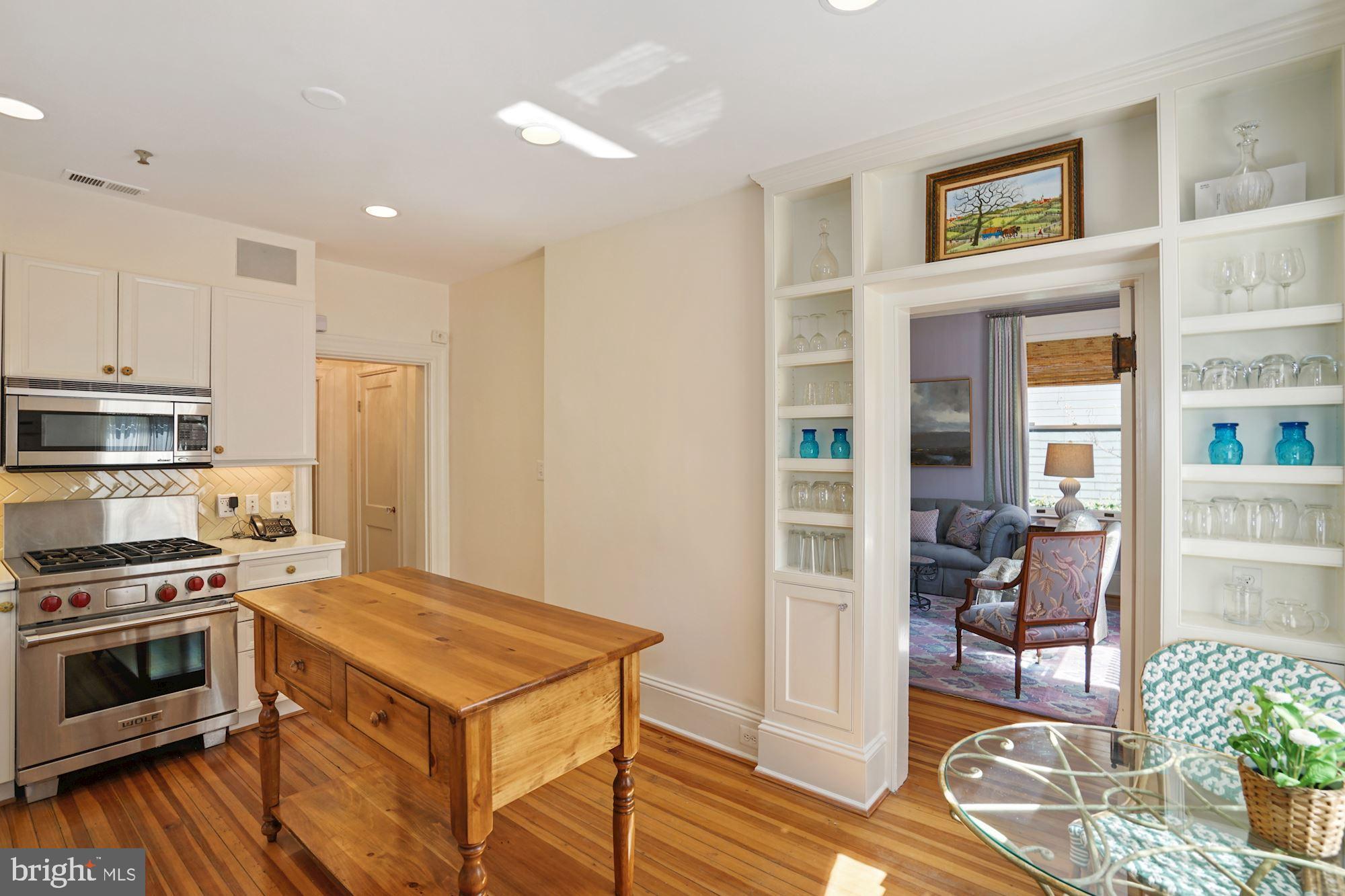 CLEVELAND PARK - Residential