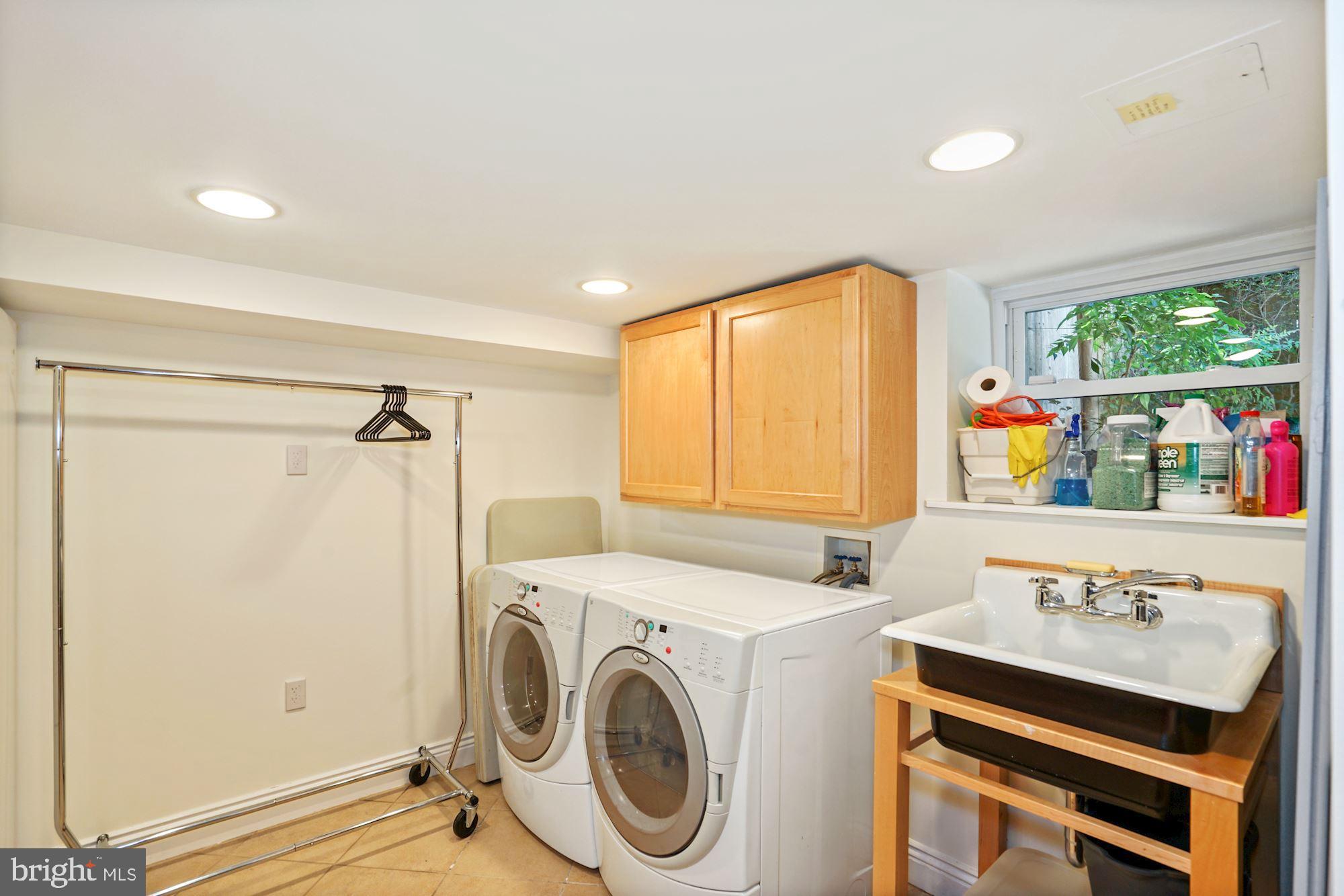 CLEVELAND PARK - Residential