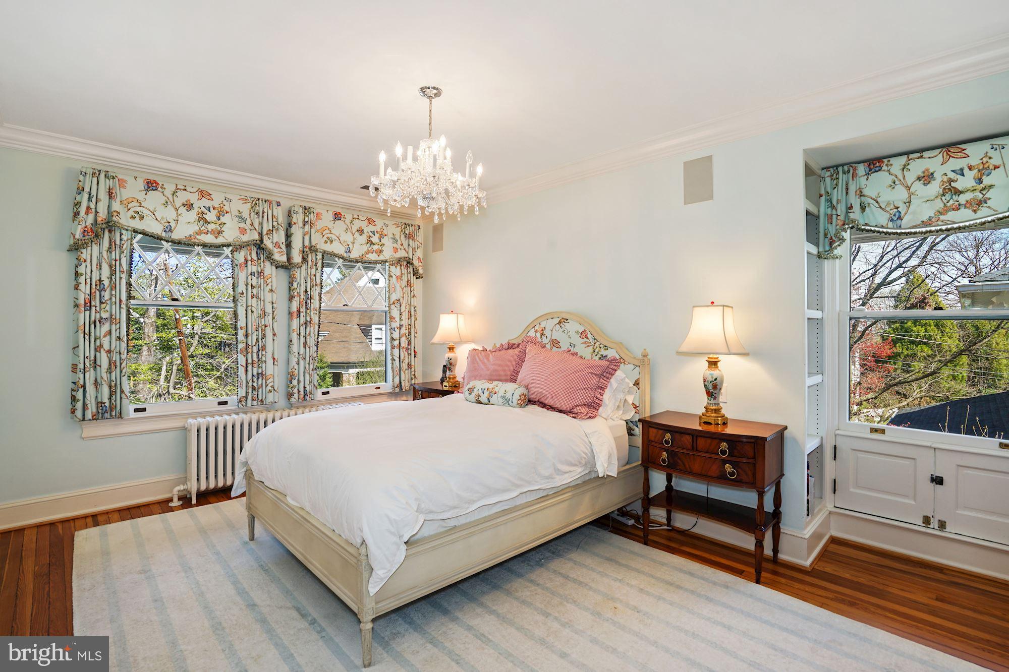CLEVELAND PARK - Residential