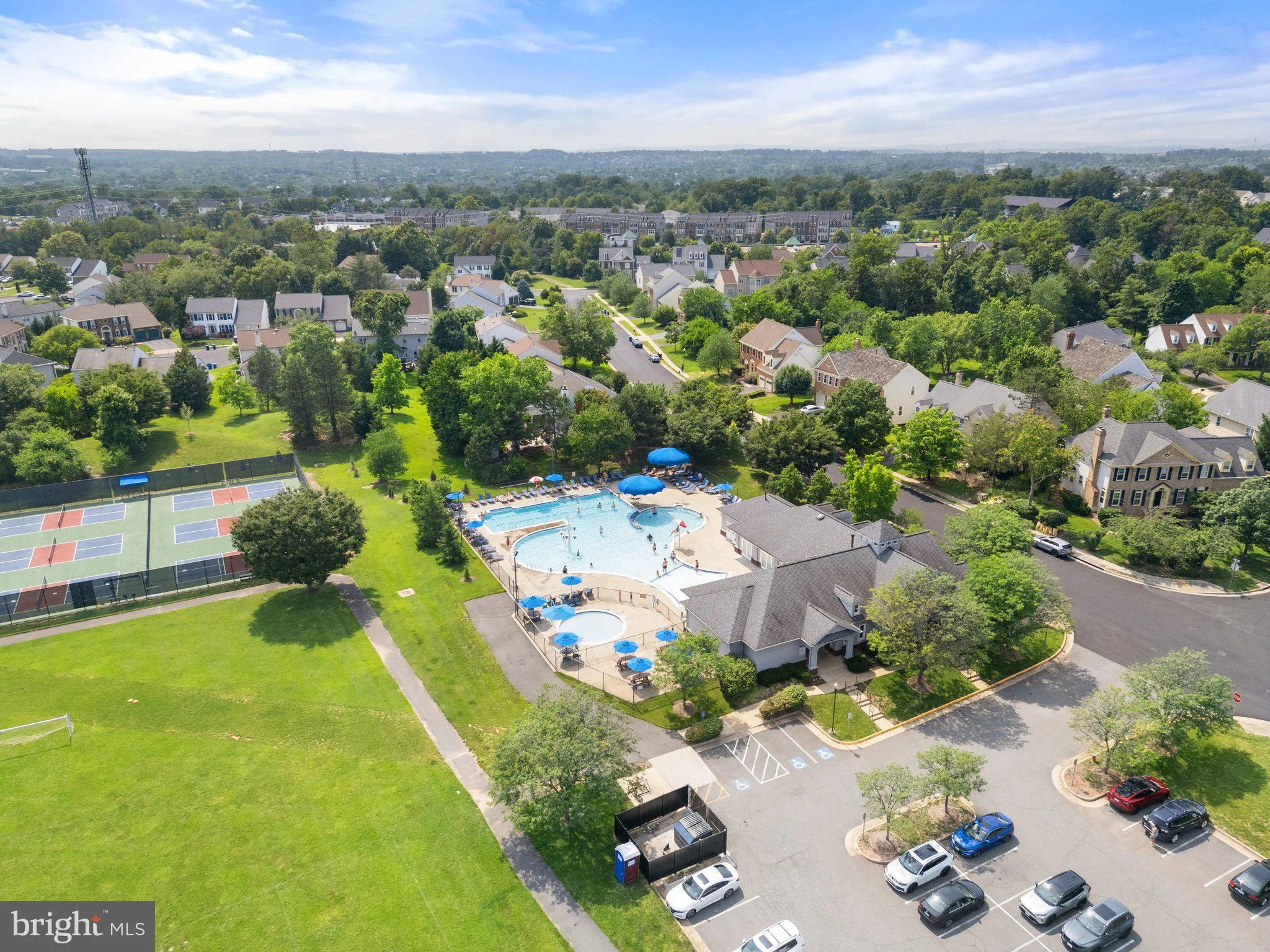 Ashburn, Virginia 20147, United States, 4 Bedrooms Bedrooms, ,4 BathroomsBathrooms,Residential,Active,147259